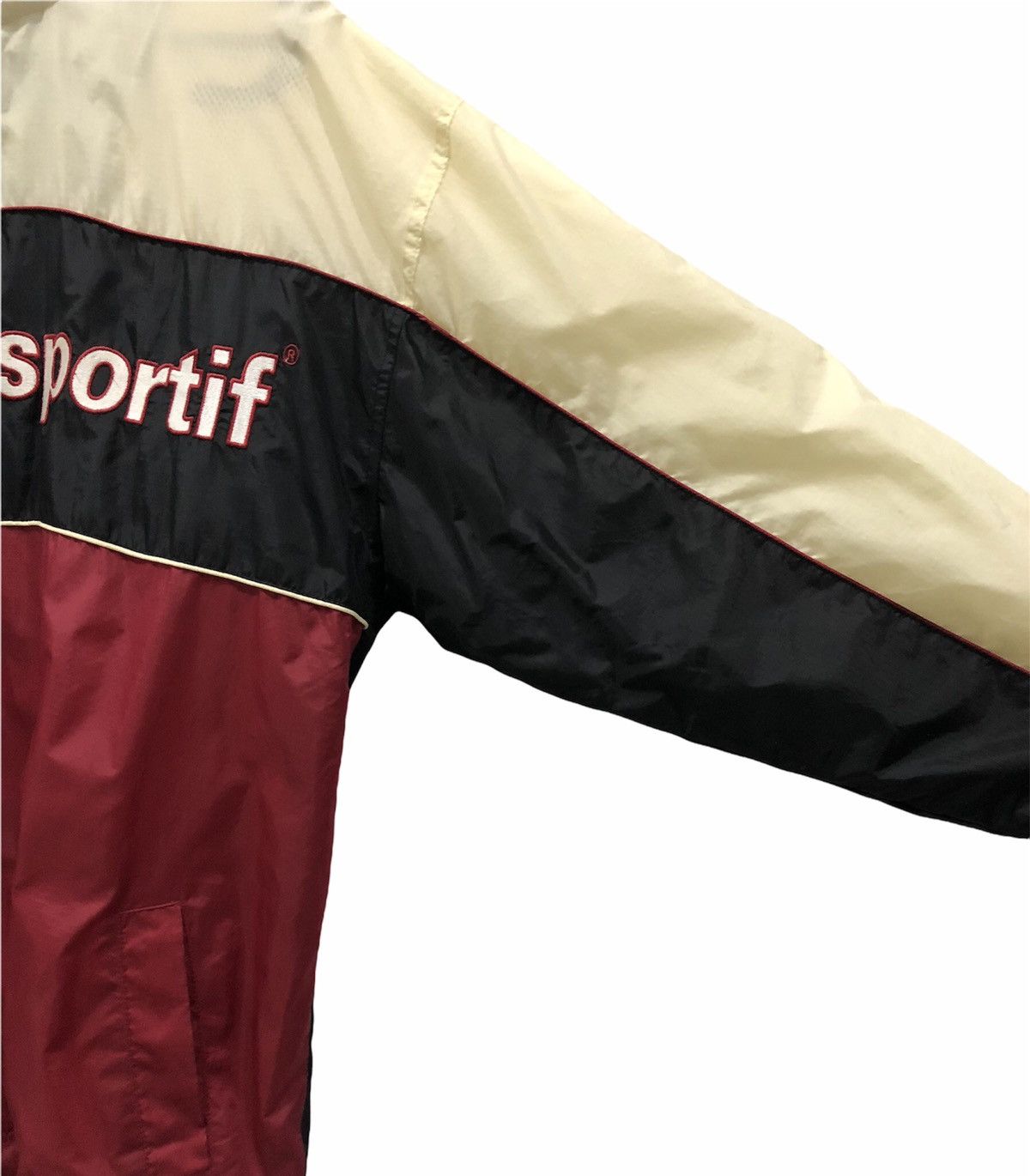 Le Coq Sportif vintage LECOQ SPORTIF Big Logo Spell Out Windbreaker Size US L / EU 52-54 / 3 - 7 Thumbnail