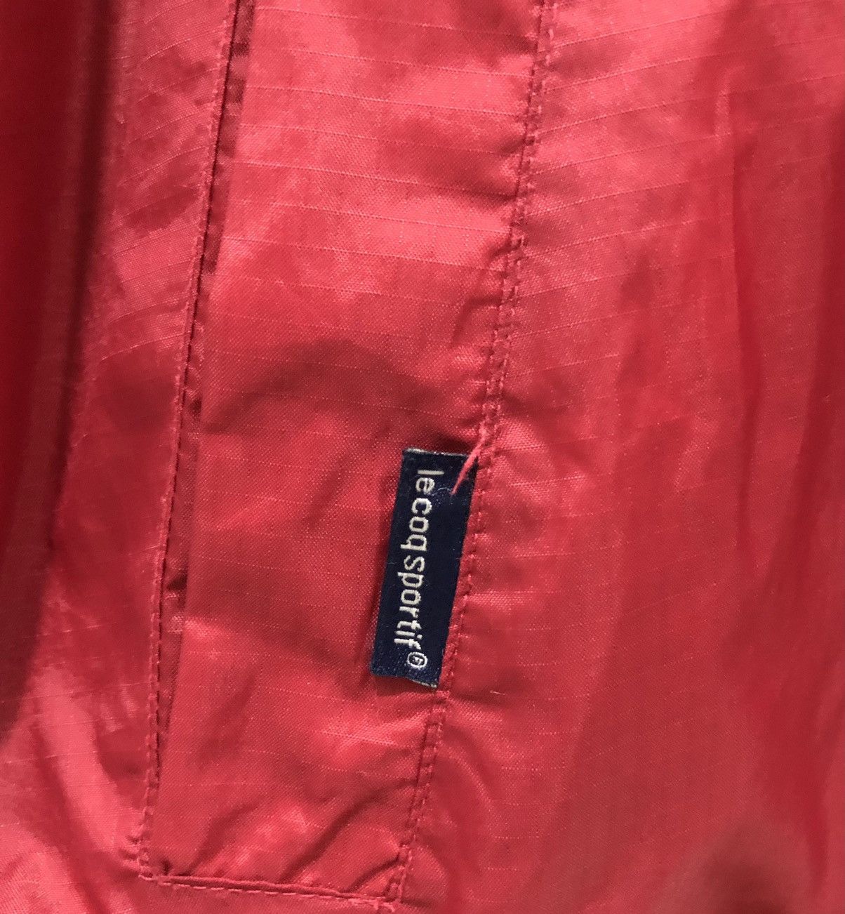 Le Coq Sportif vintage LECOQ SPORTIF Big Logo Spell Out Windbreaker Size US L / EU 52-54 / 3 - 6 Thumbnail