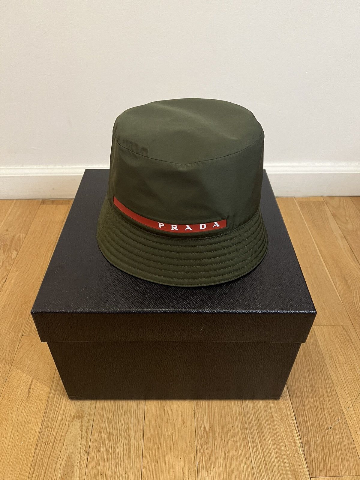 PRADA オリーブグリーン バケットハット　XL PRADA オリーブグリーン バケットハット XL Prada バケット