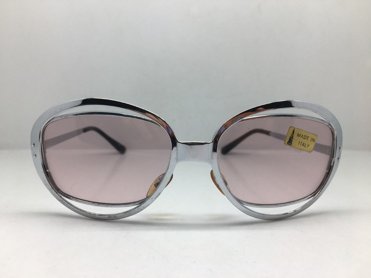 Vintage '66 MOD SPACE AGE OP ART ITALIA FENG SHUI SUNGLASSES Size ONE SIZE - 1 Thumbnail