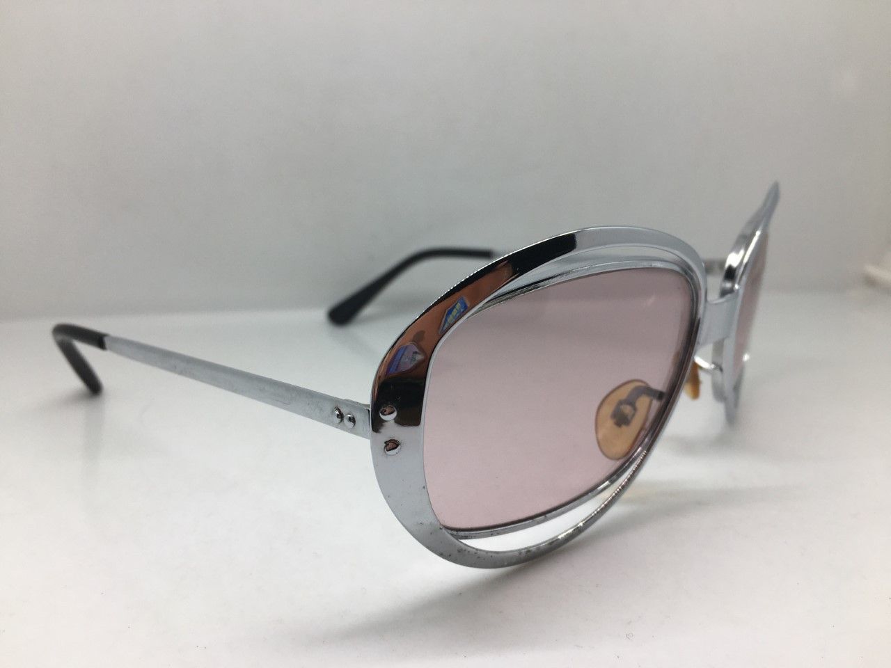 Vintage '66 MOD SPACE AGE OP ART ITALIA FENG SHUI SUNGLASSES Size ONE SIZE - 3 Thumbnail