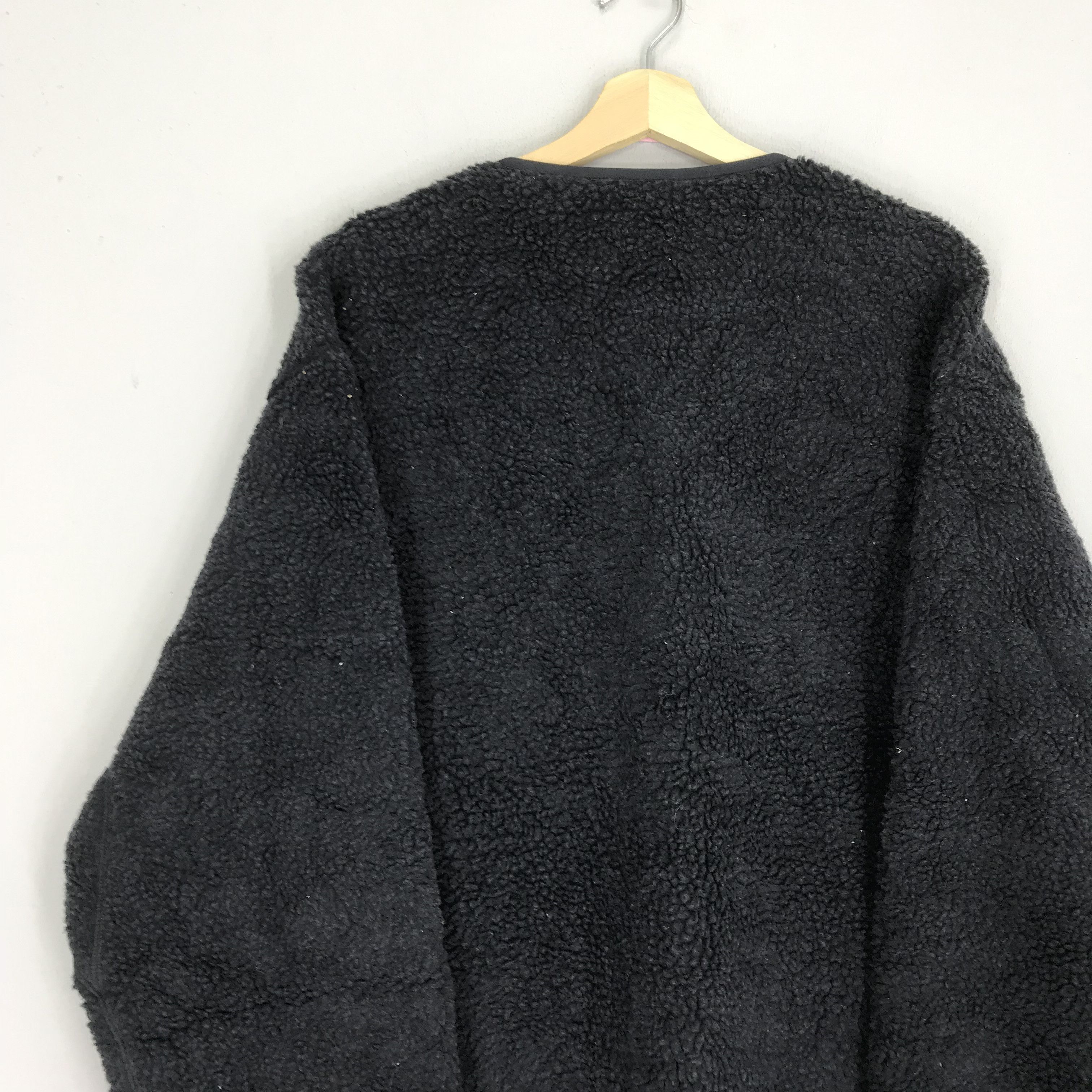 Japanese Brand Undercover x Uniqlo Bulky Fleece Sherpa Sweater Size US XL / EU 56 / 4 - 4 Thumbnail