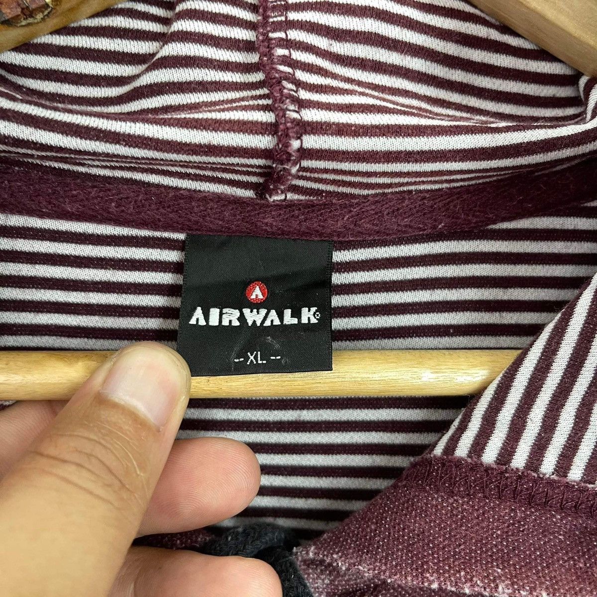 Airwalk Vintage Airwalk Big Logo Fullzip Hoodie Size M Size US M / EU 48-50 / 2 - 10 Thumbnail