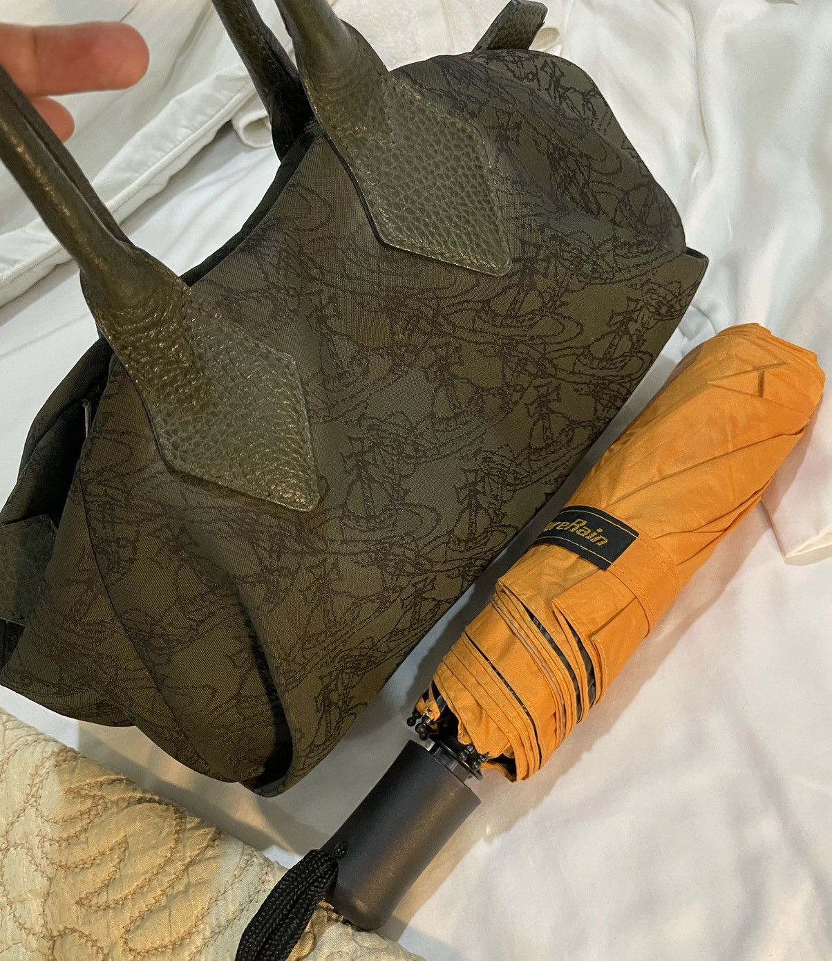 Vivienne Westwood Satin Monogram Handbag Size ONE SIZE - 20 Thumbnail