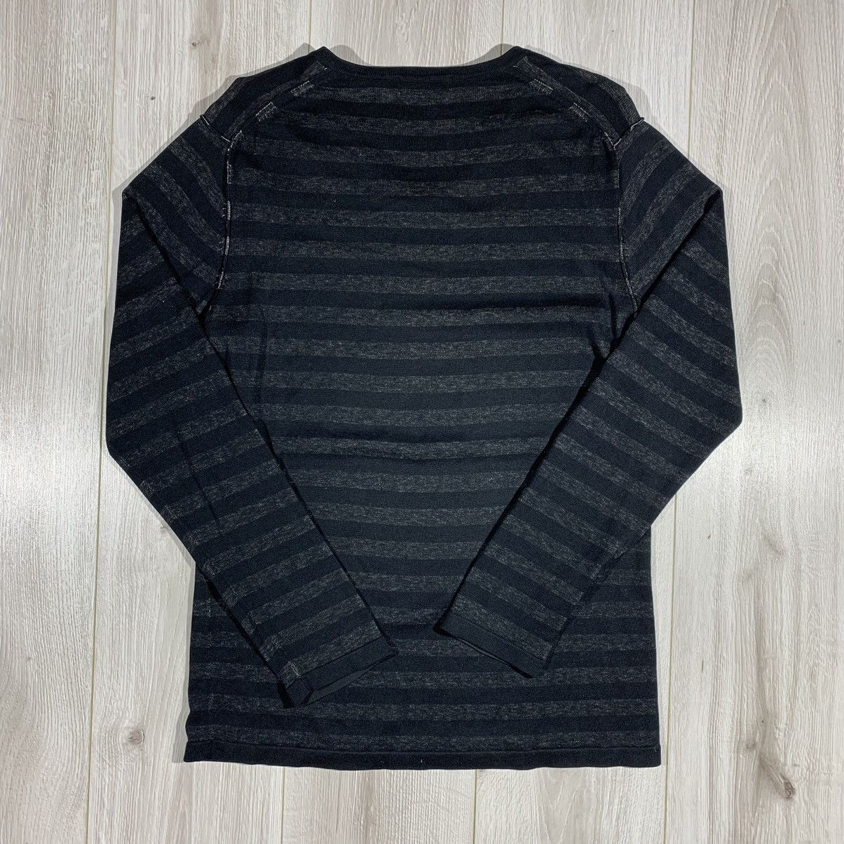 Black Label × Burberry × Vintage Vintage Burberry Black Label Silk/Cotton V-Neck Sweater Size US S / EU 44-46 / 1 - 10 Thumbnail