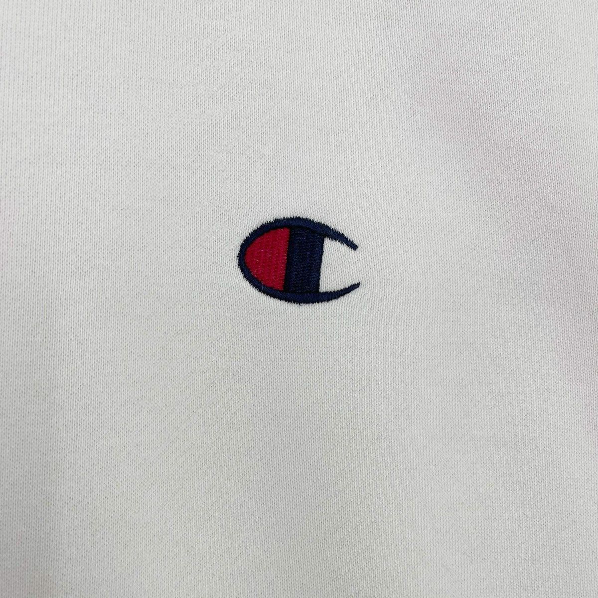 Champion 90s Champion Small Logo Sweatshirt Baggy Size L Size US L / EU 52-54 / 3 - 5 Thumbnail
