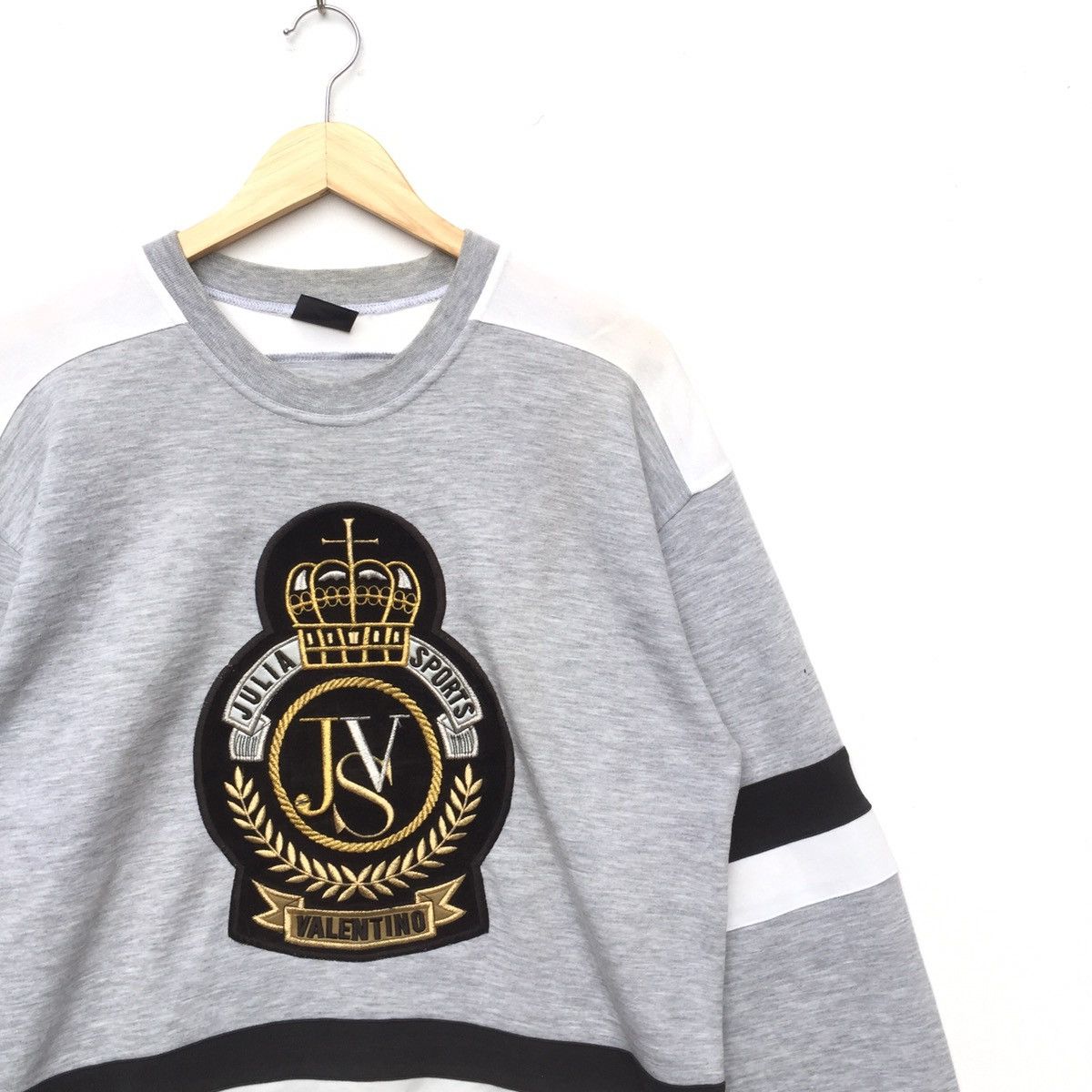 Vintage Vintage 90s Julia Valentino Sport Embroidered Sweatshirt | L Size US L / EU 52-54 / 3 - 2 Thumbnail