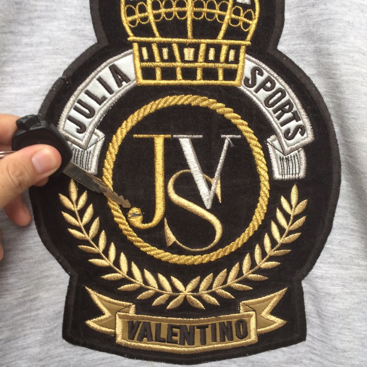 Vintage Vintage 90s Julia Valentino Sport Embroidered Sweatshirt | L Size US L / EU 52-54 / 3 - 4 Thumbnail