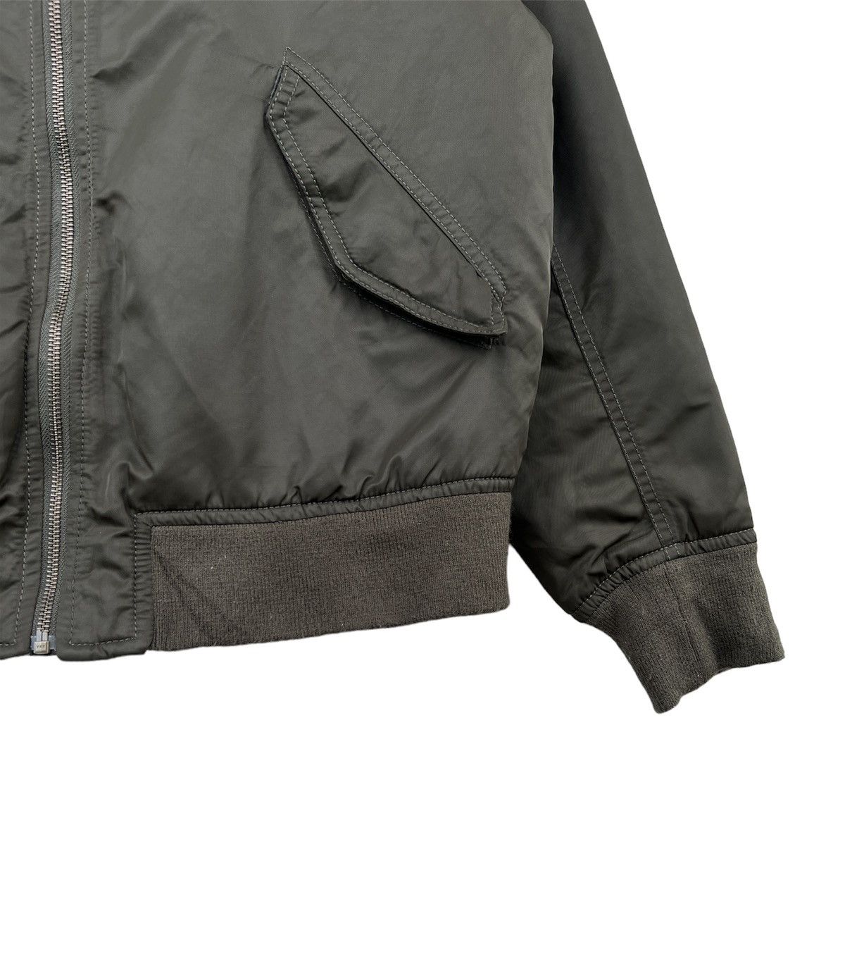 Uniqlo Bomber Jacket Uniqlo Size US M / EU 48-50 / 2 - 5 Thumbnail