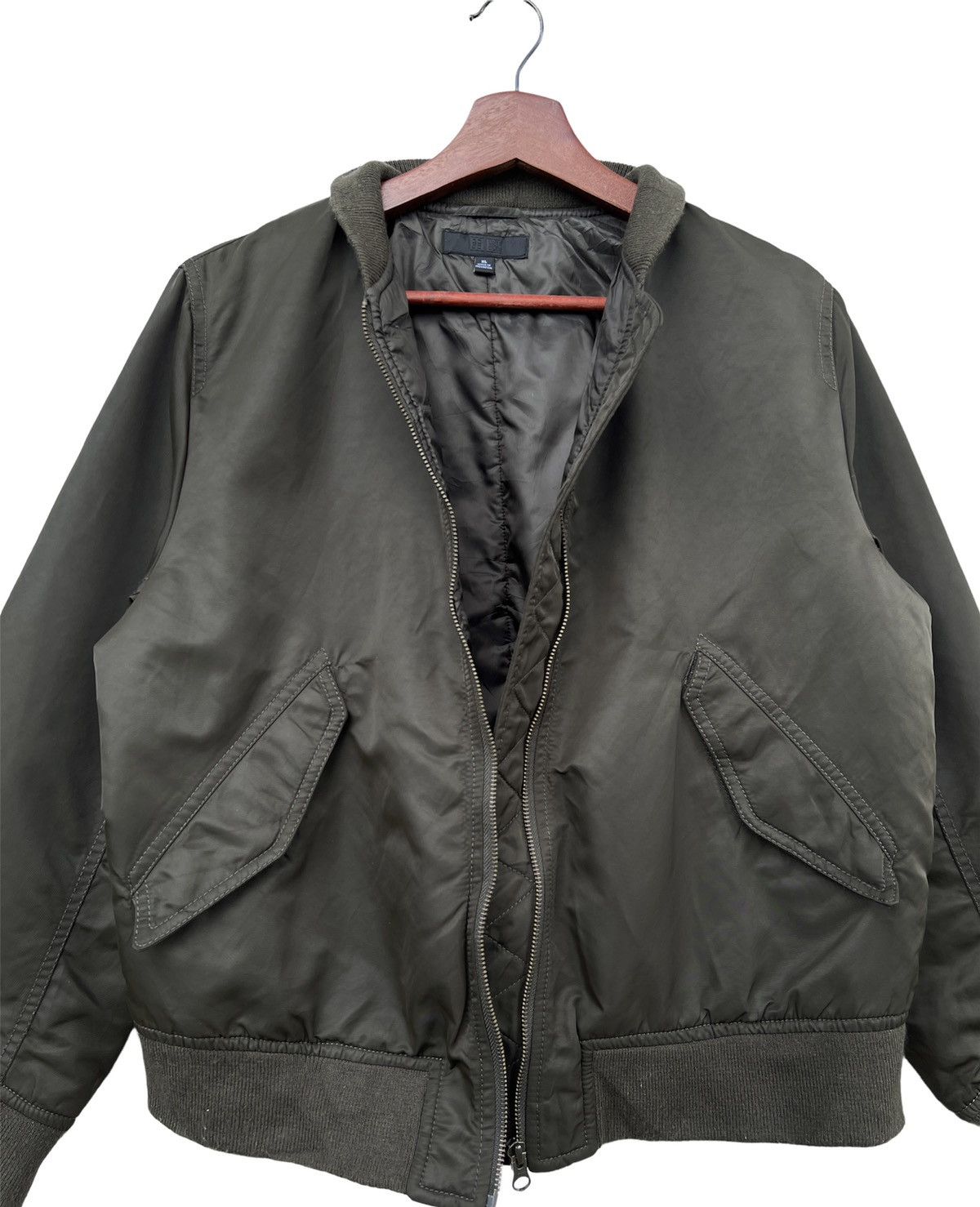 Uniqlo Bomber Jacket Uniqlo Size US M / EU 48-50 / 2 - 2 Thumbnail