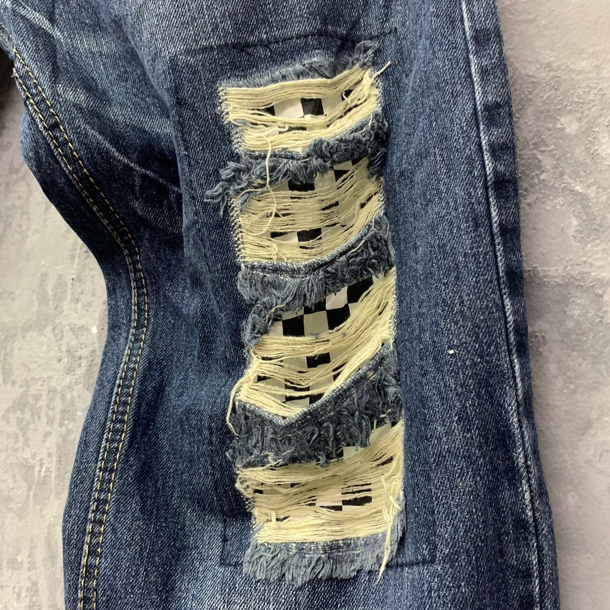 Designer × Japanese Brand Dominated Handcrafted Jeans Big Patches Distressed Size US 33 - 7 Thumbnail