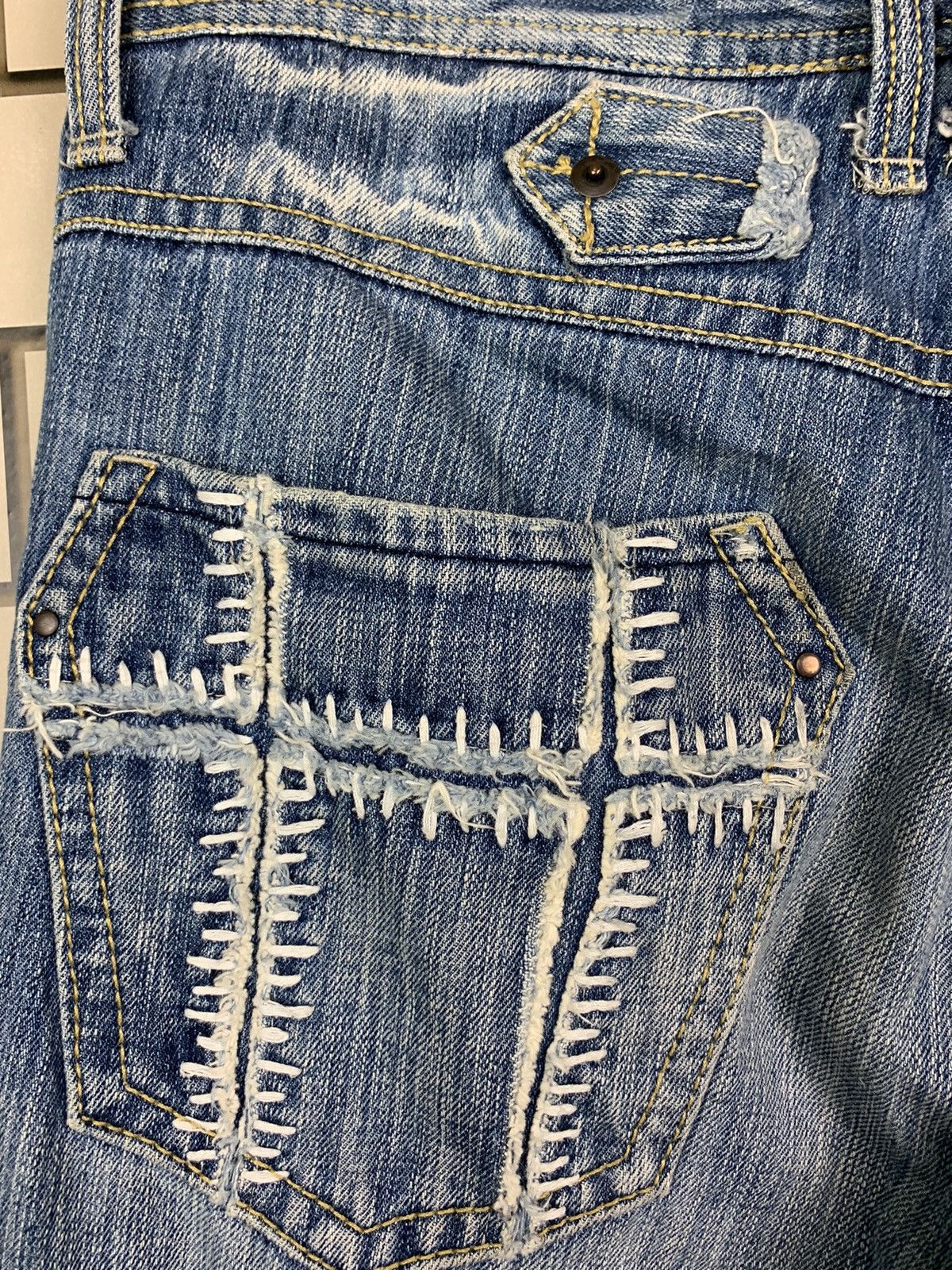 If Six Was Nine × Japanese Brand Japanese Brand Three Stones Throw Distressed Denim Size US 34 / EU 50 - 17 Thumbnail