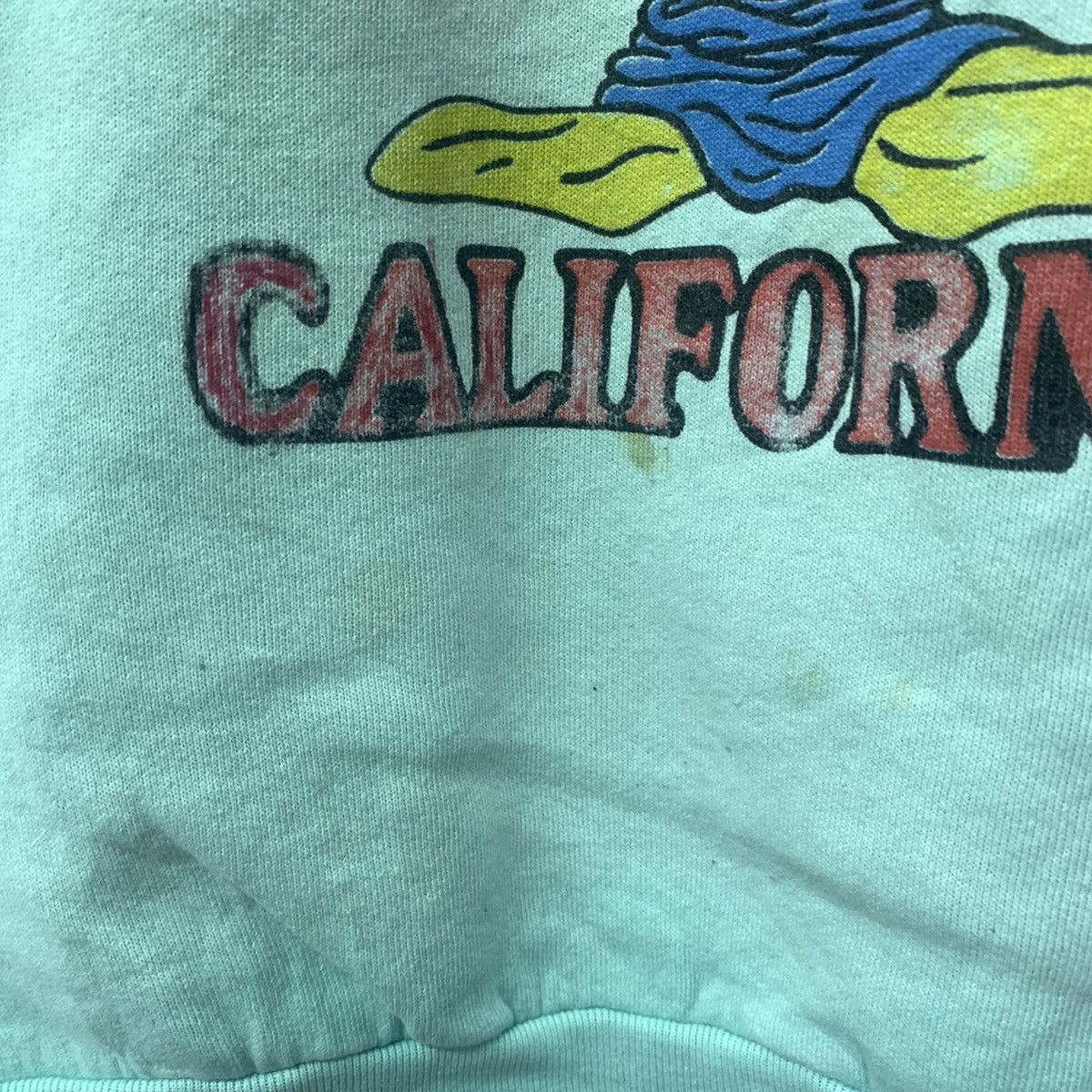 Vintage Vintage 90s Donald Duck Shits Crewneck Sweatshirt Size US L / EU 52-54 / 3 - 5 Thumbnail