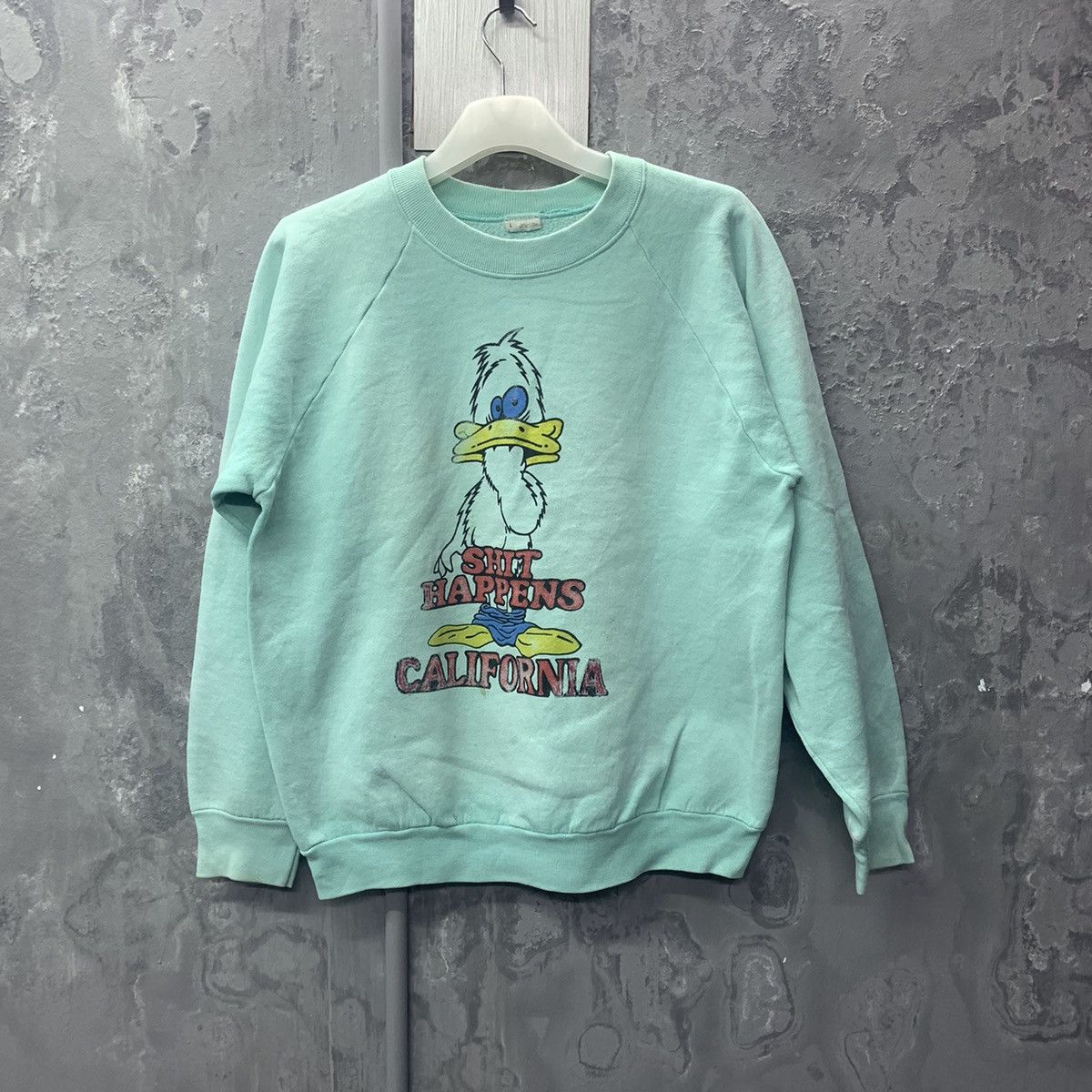 Vintage Vintage 90s Donald Duck Shits Crewneck Sweatshirt Size US L / EU 52-54 / 3 - 3 Thumbnail