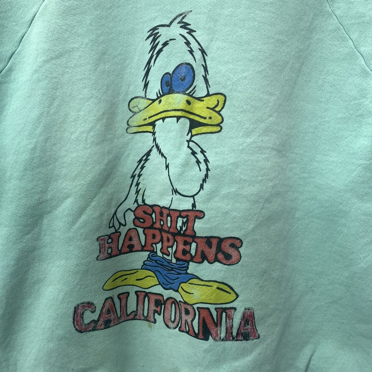 Vintage Vintage 90s Donald Duck Shits Crewneck Sweatshirt Size US L / EU 52-54 / 3 - 4 Thumbnail