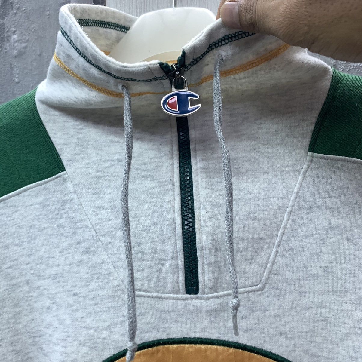 Champion Vintage Champion Big Logo Zipper Sweatshirt Size US M / EU 48-50 / 2 - 9 Thumbnail