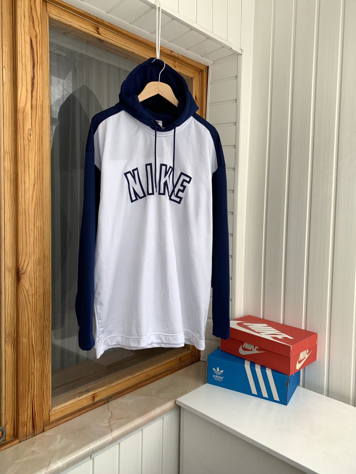 Vintage Nike Vintage 90s Big Logo Hoodie Jacket Men’s Size XL Size US XL / EU 56 / 4 - 1 Thumbnail