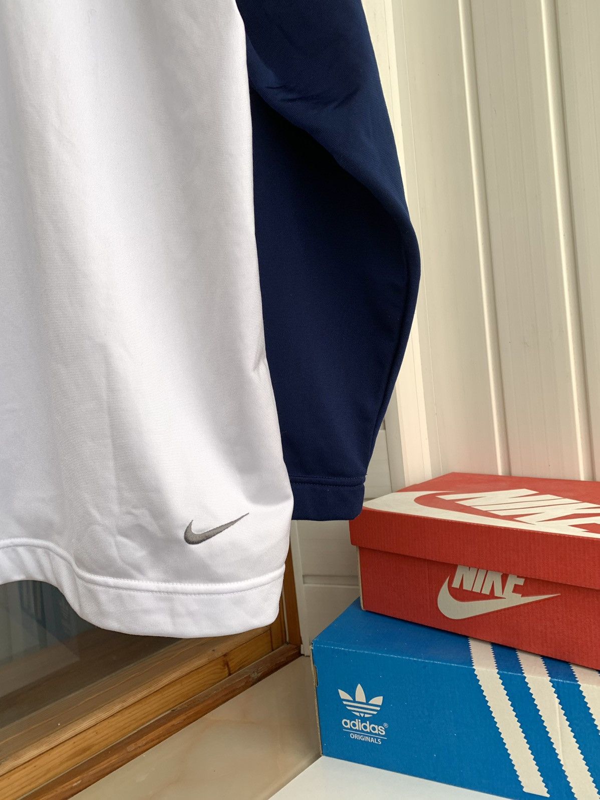 Vintage Nike Vintage 90s Big Logo Hoodie Jacket Men’s Size XL Size US XL / EU 56 / 4 - 7 Thumbnail