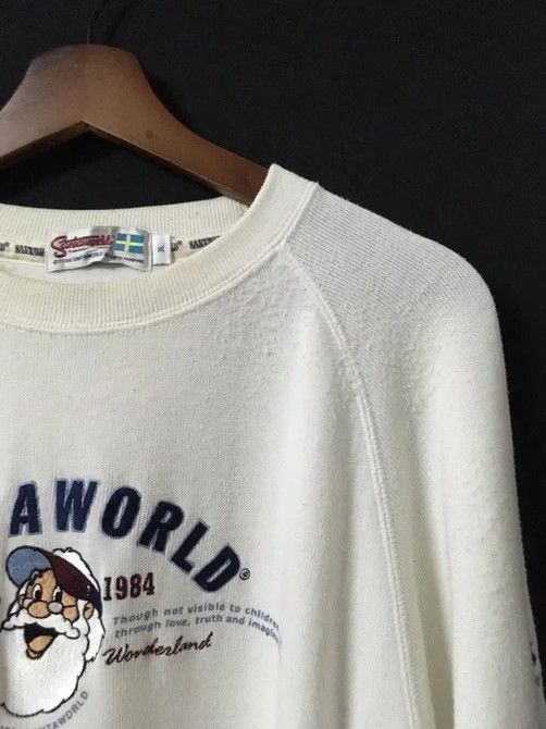 Japanese Brand × Vintage 1984 Vintage Santa World Big Logo Crewneck Pullover Size US L / EU 52-54 / 3 - 4 Thumbnail