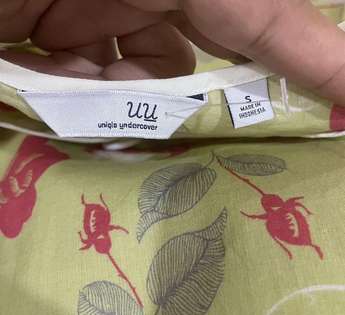 Undercover × Uniqlo Uniqlo Undercover Skull Roses Blouse Size S / US 4 / IT 40 - 10 Thumbnail