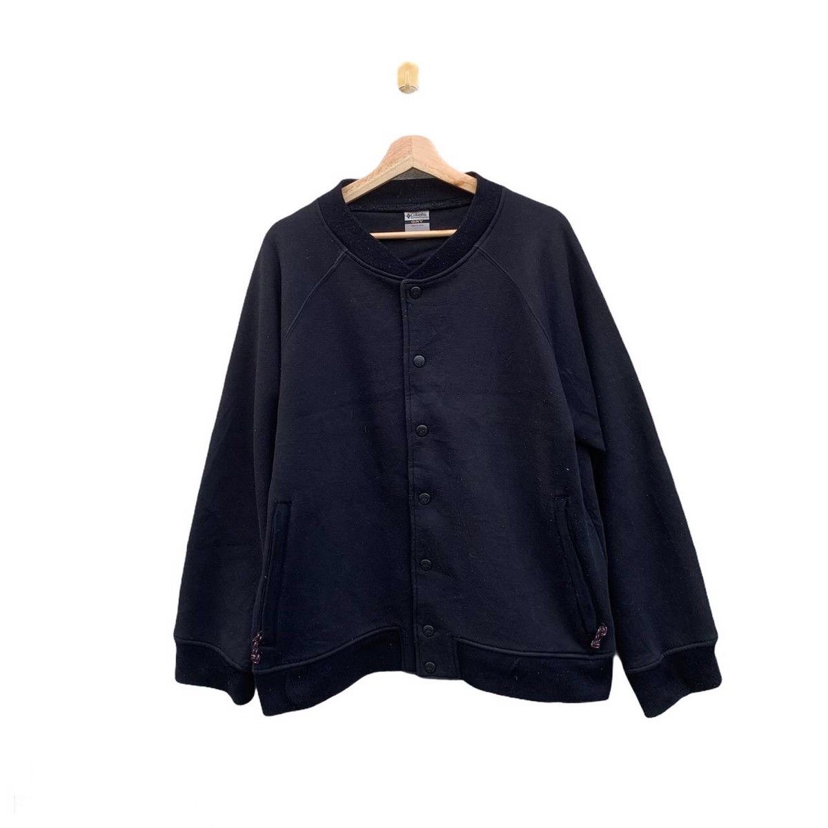 Columbia × Vintage Vintage Columbia Black Sportswear Varsity Jacket Size US L / EU 52-54 / 3 - 1 Thumbnail