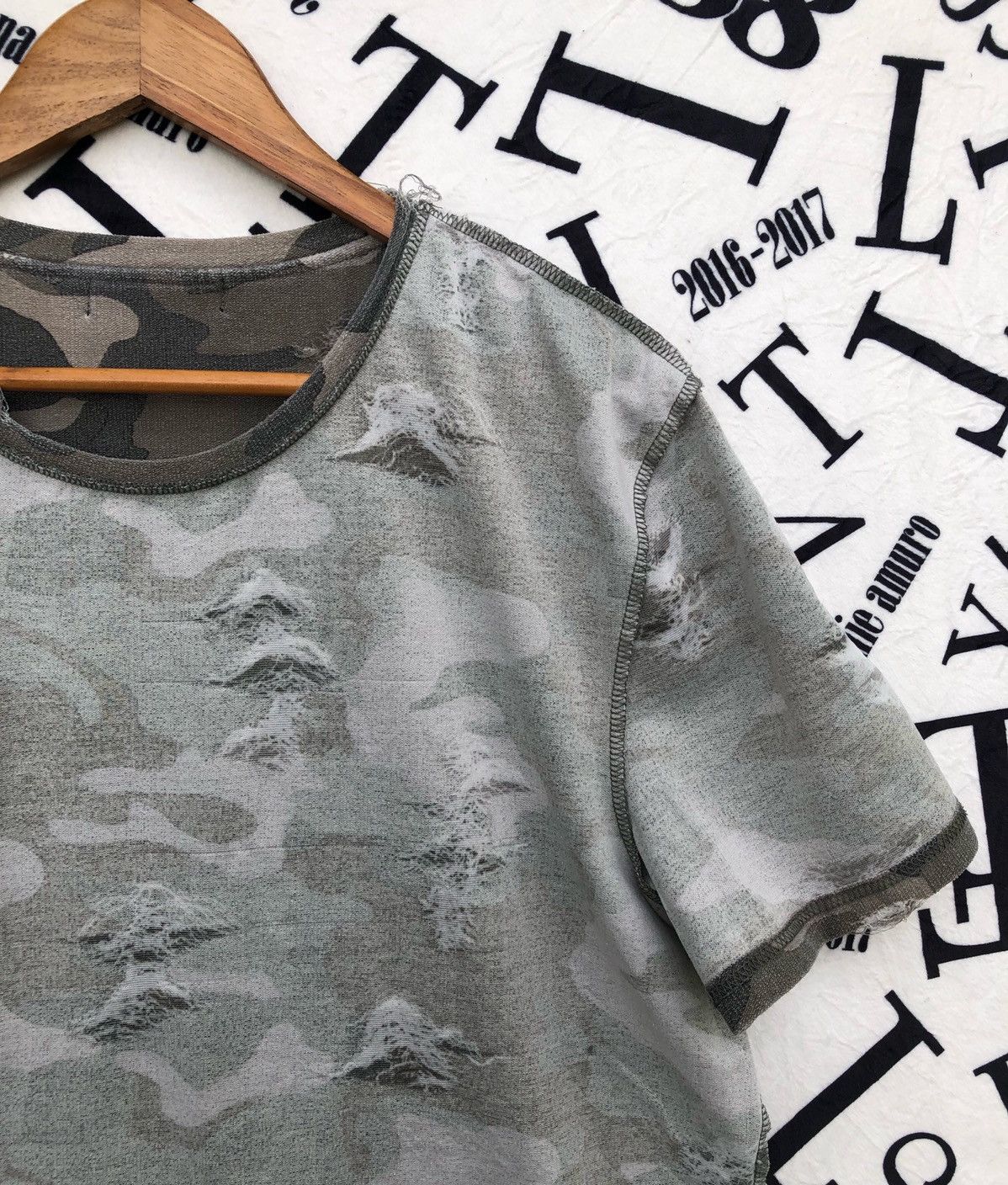Vintage Tamnoon Men Destroyed Camo Tee