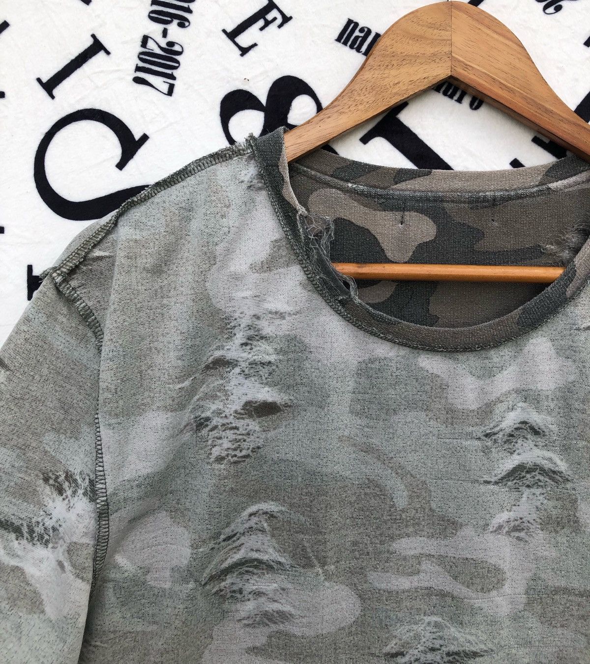 Vintage Tamnoon Men Destroyed Camo Tee