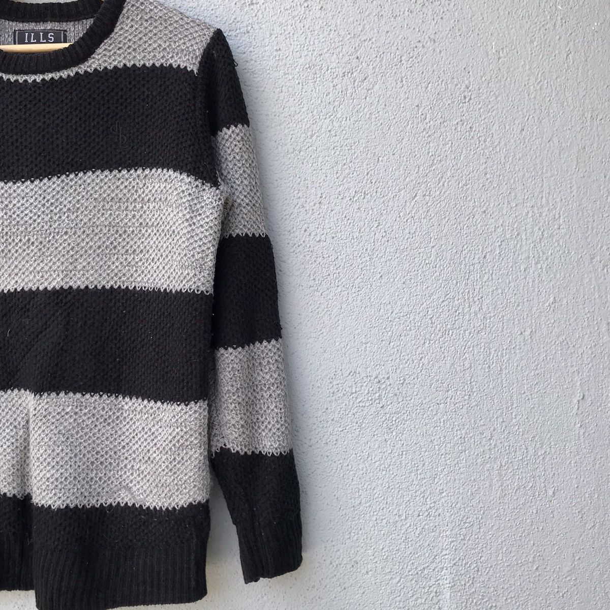 Aran Isles Knitwear Vintage ILLS Striped Embroidery Logo Knitwear Sweater Size US M / EU 48-50 / 2 - 5 Thumbnail