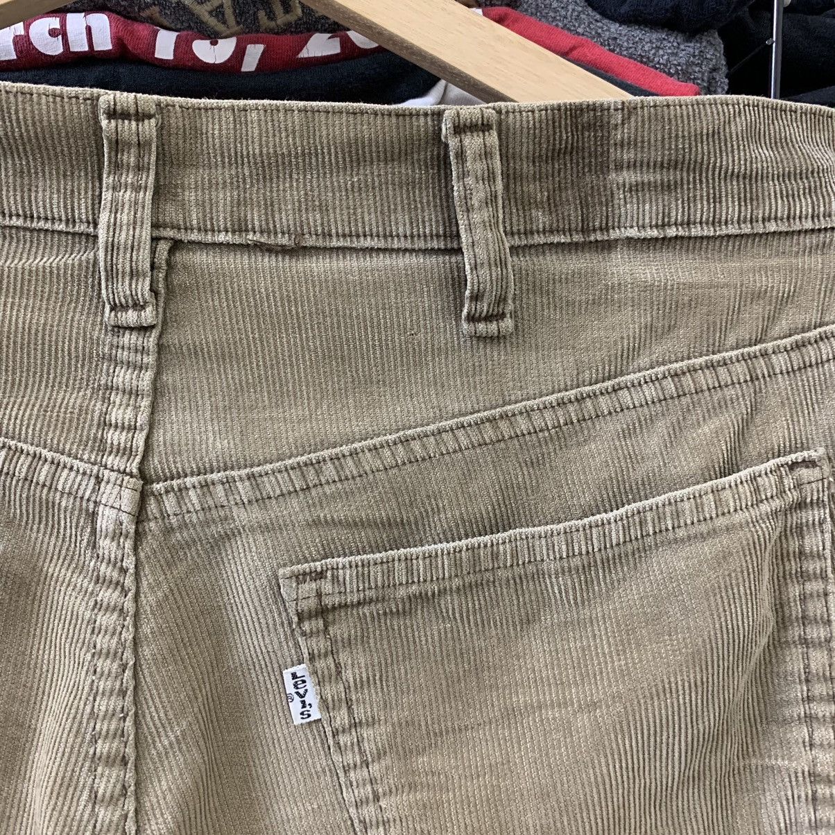 Levi's × Vintage VINTAGE LEVIS CORDUROY FADED COLOUR Size US 33 - 5 Thumbnail
