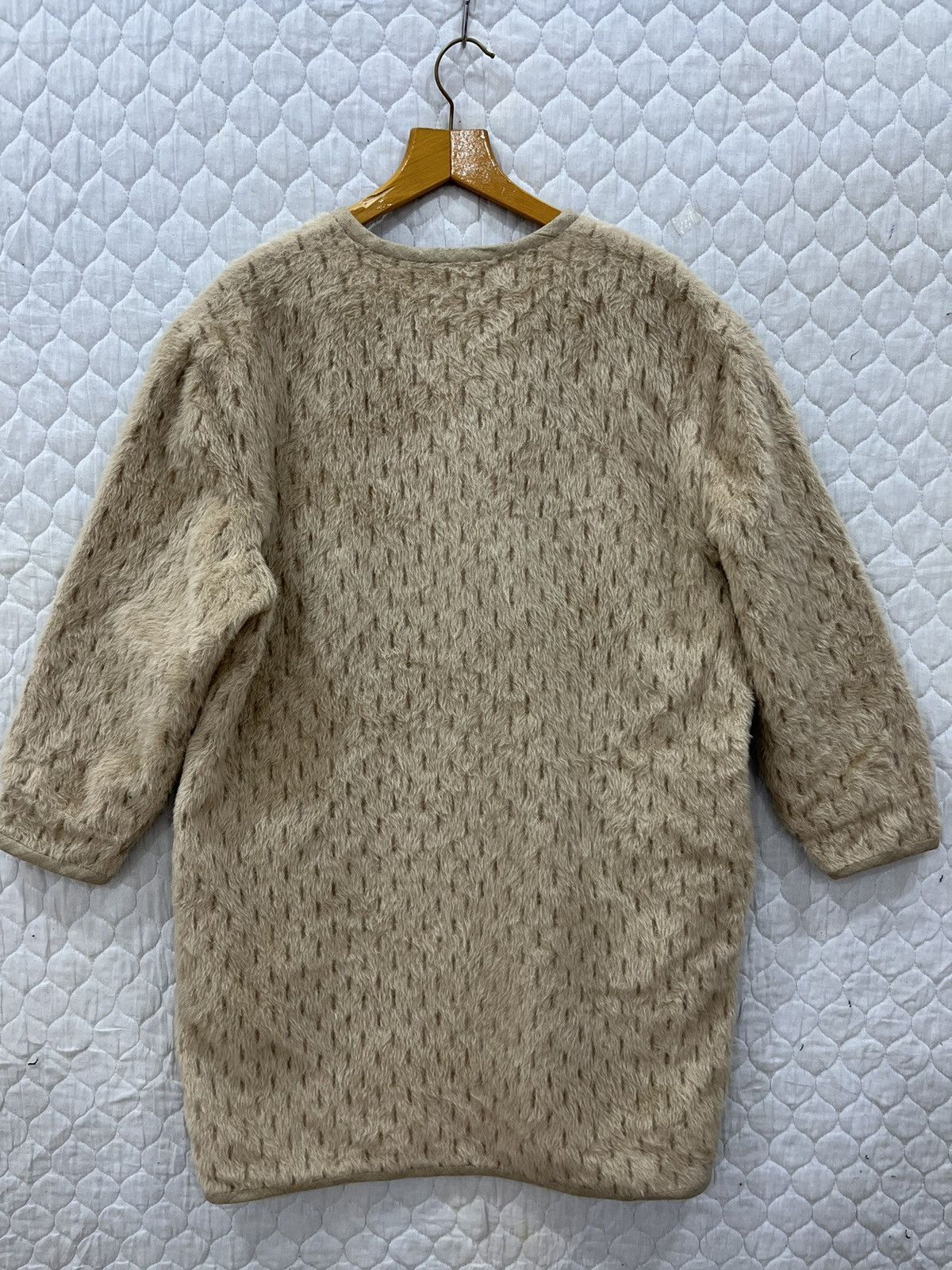 Designer × Laura Biagiotti (ii). LAURA BIAGIOTTI JACKET Size M / US 6-8 / IT 42-44 - 3 Thumbnail