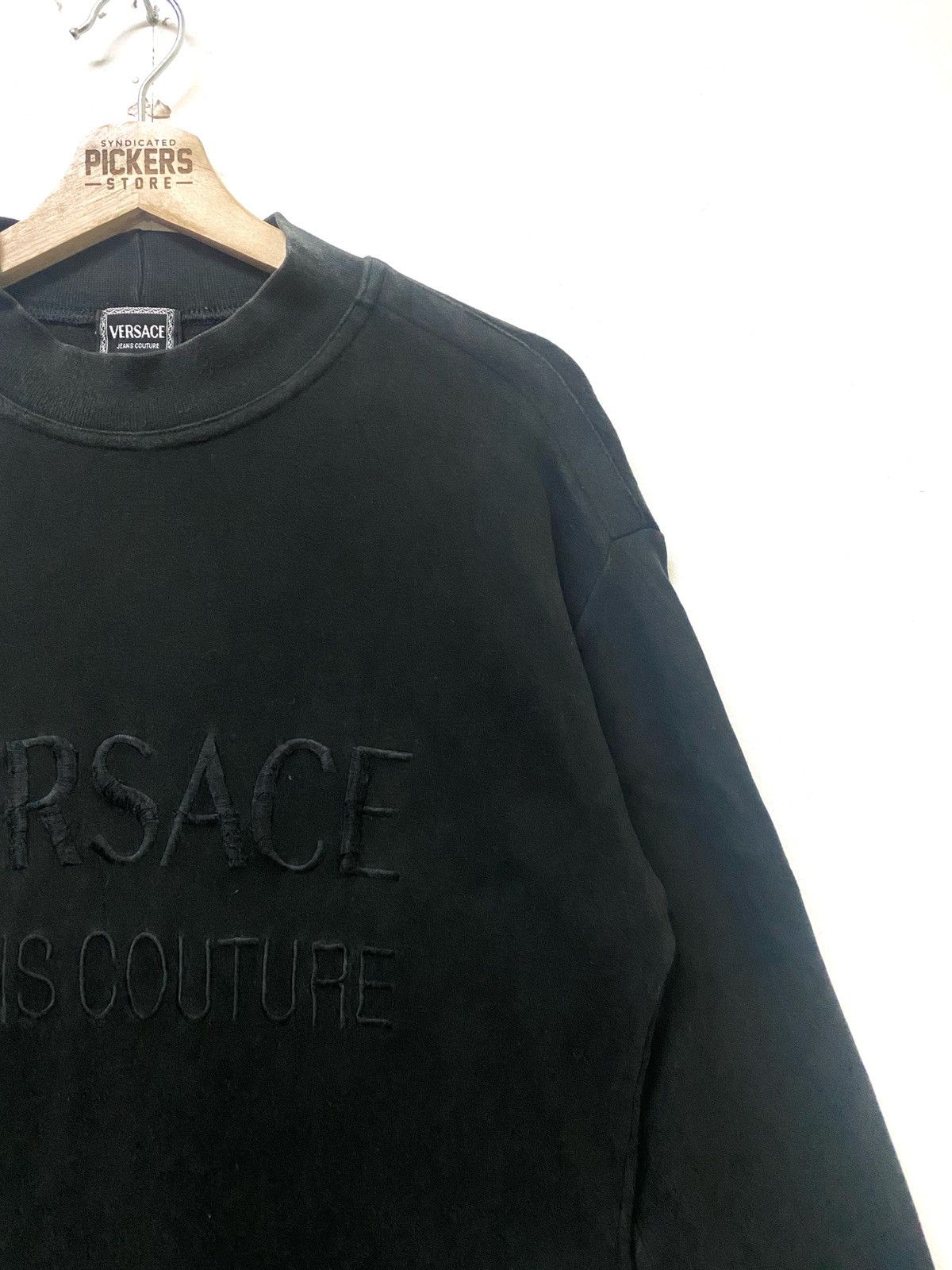 Versace Jeans Couture Vintage Versace Jeans Couture Sweatshirts Pullover Medium Size US M / EU 48-50 / 2 - 3 Thumbnail