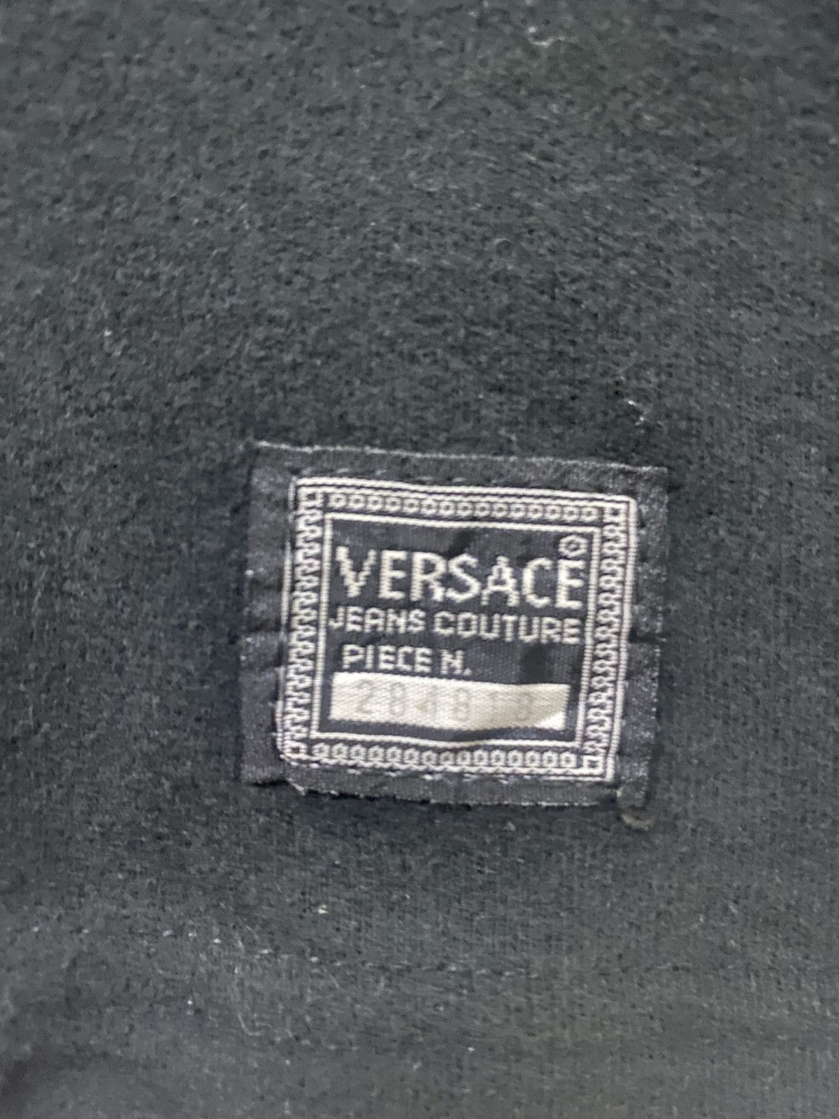 Versace Jeans Couture Vintage Versace Jeans Couture Sweatshirts Pullover Medium Size US M / EU 48-50 / 2 - 7 Thumbnail