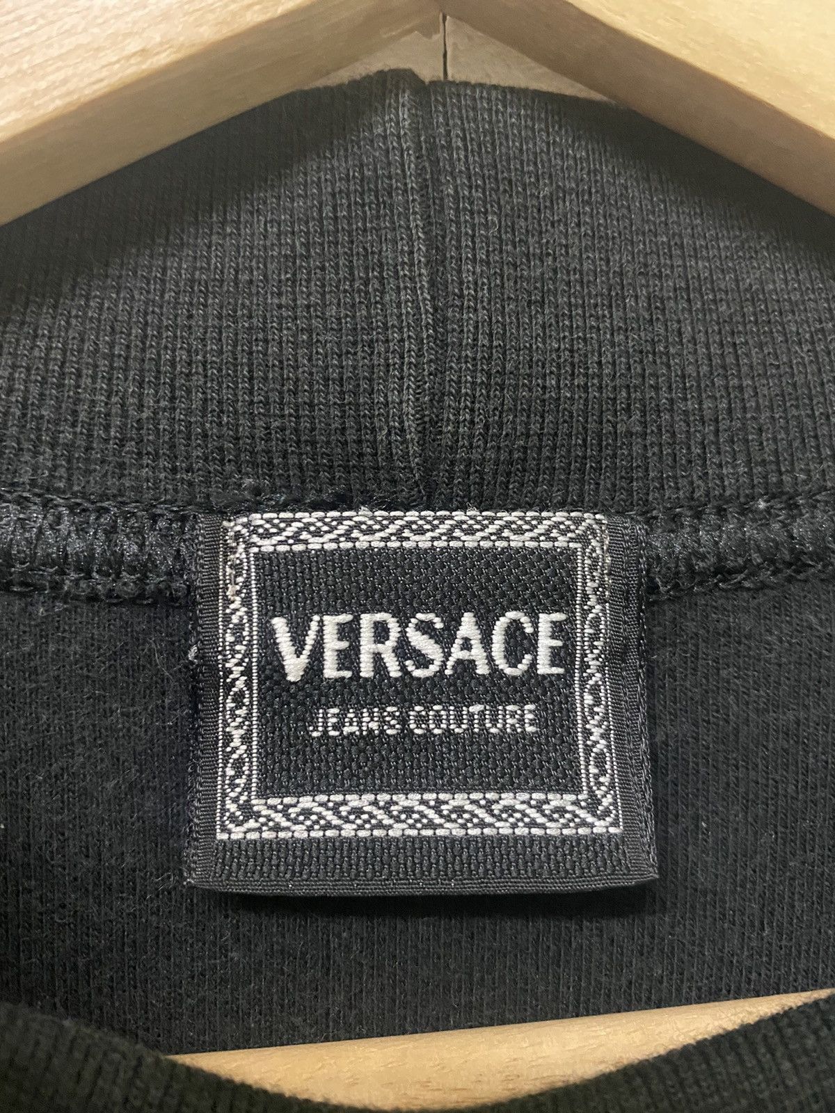Versace Jeans Couture Vintage Versace Jeans Couture Sweatshirts Pullover Medium Size US M / EU 48-50 / 2 - 6 Thumbnail