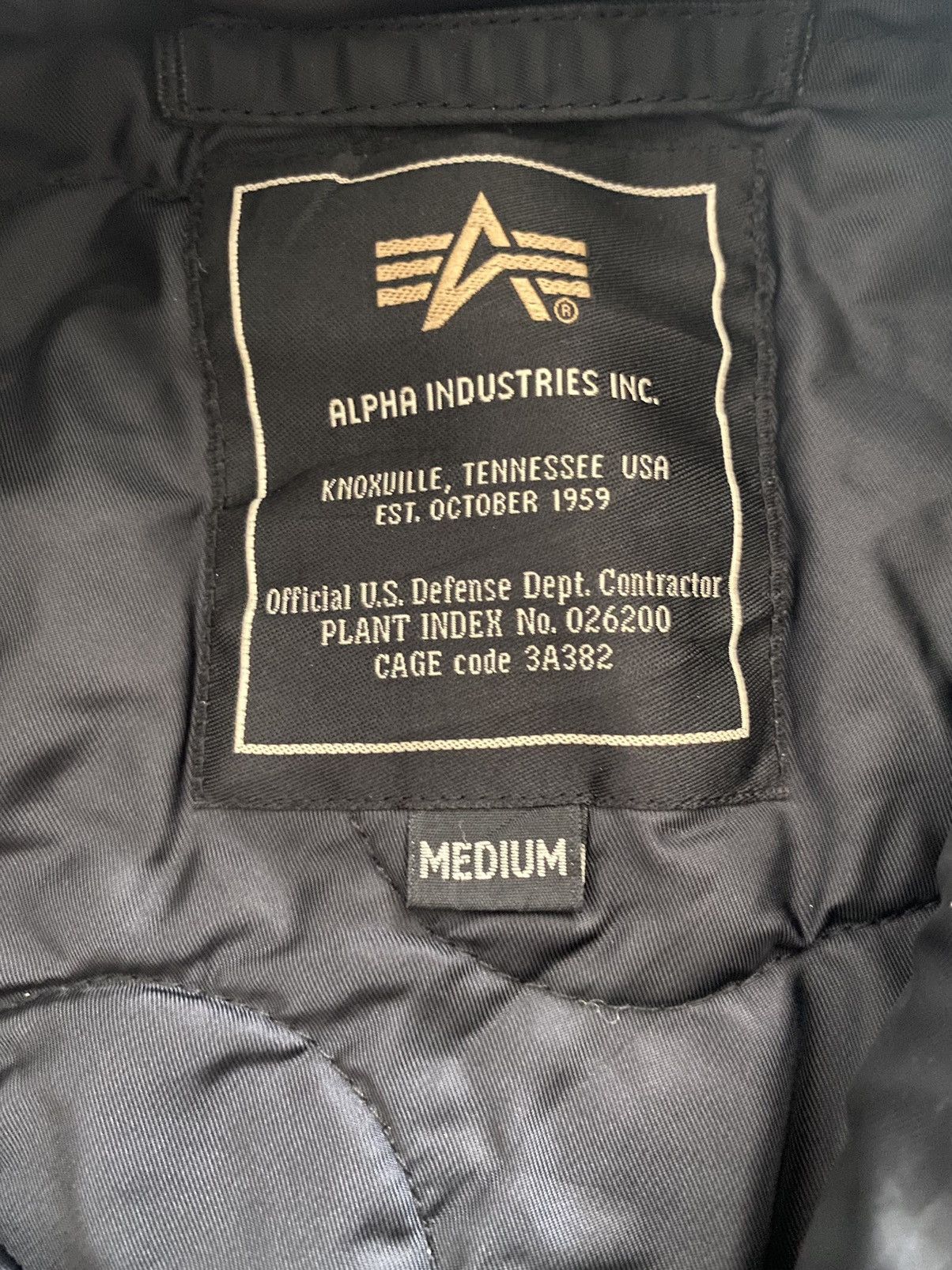 Alpha Industries alpha industries inc bomber jacket nice designer Size US M / EU 48-50 / 2 - 8 Thumbnail