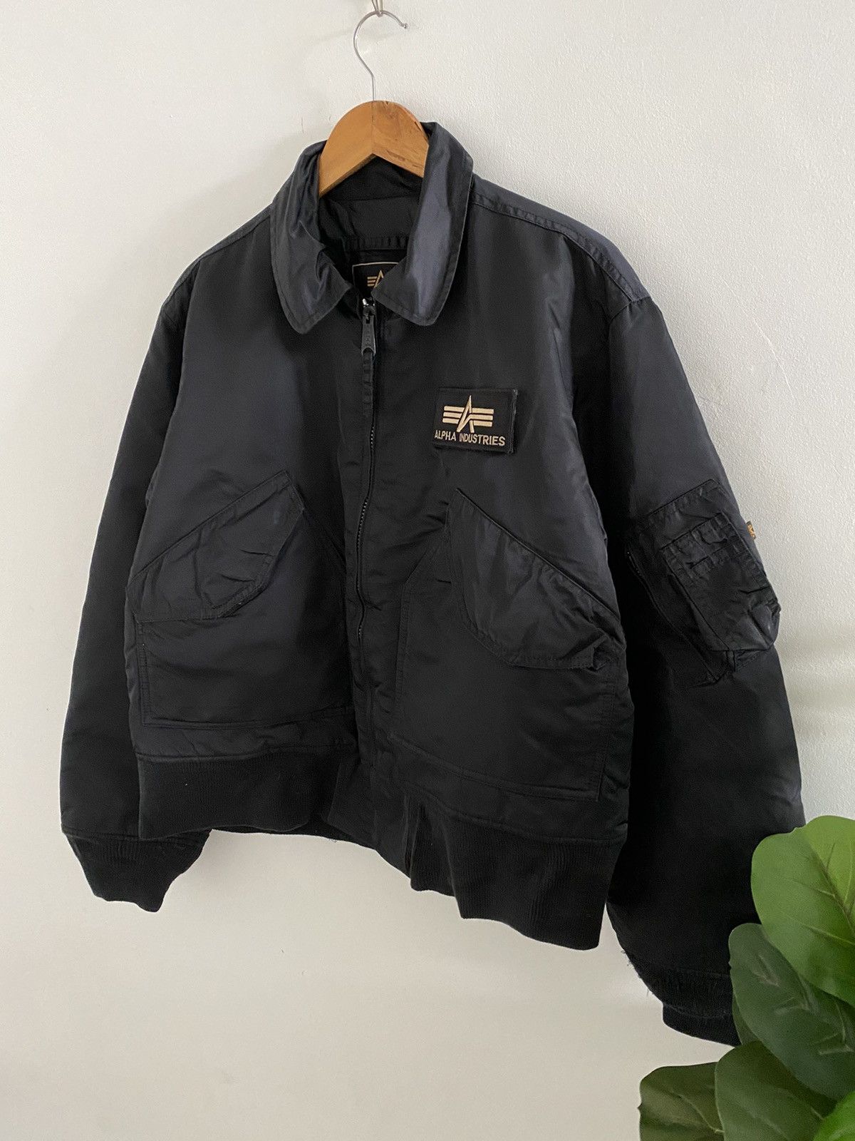 Alpha Industries alpha industries inc bomber jacket nice designer Size US M / EU 48-50 / 2 - 1 Thumbnail