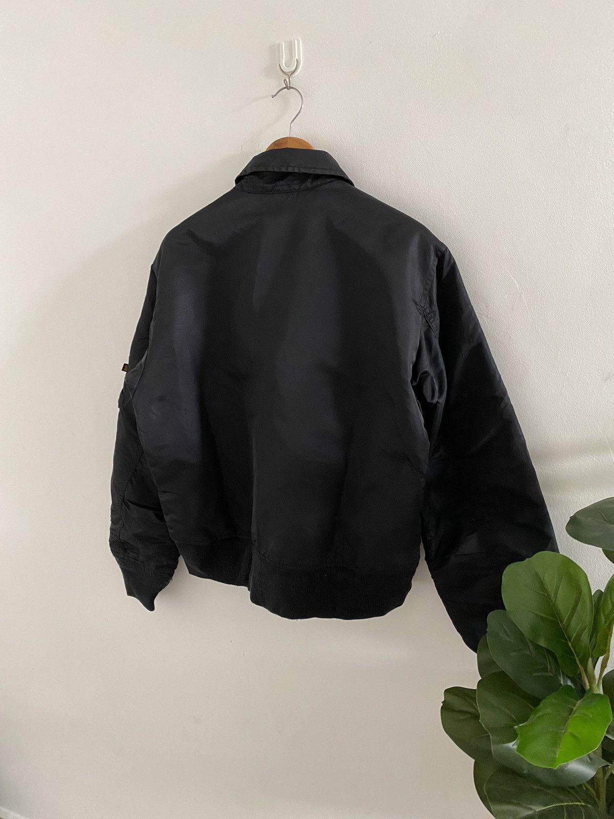Alpha Industries alpha industries inc bomber jacket nice designer Size US M / EU 48-50 / 2 - 15 Thumbnail