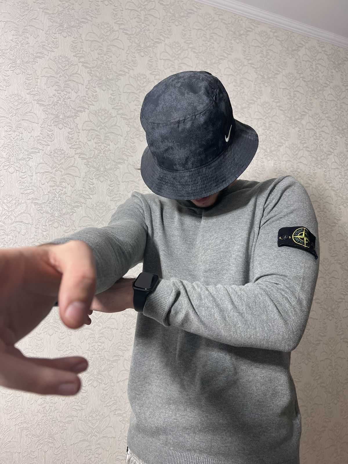 Stone Island Stone Island Long Sleeve Vintage Size US L / EU 52-54 / 3 - 1 Thumbnail