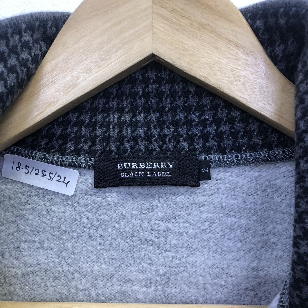 Burberry ‘Rare!! Burberry Black Label Button Up Size US XS / EU 42 / 0 - 10 Thumbnail