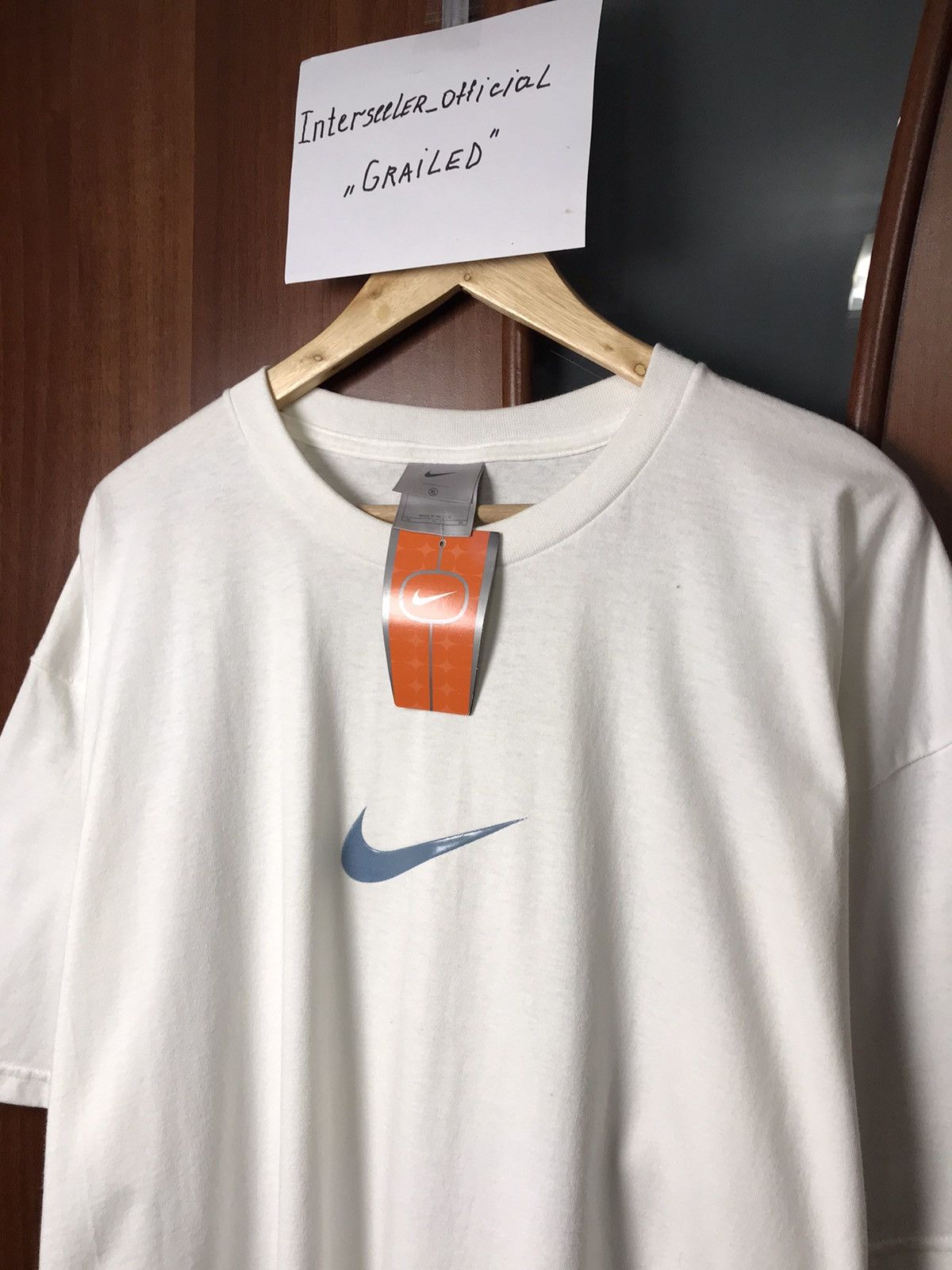 Nike Nike 90S oversize Vintage center swoosh t-shirt NEW !!! Size US XL / EU 56 / 4 - 4 Thumbnail