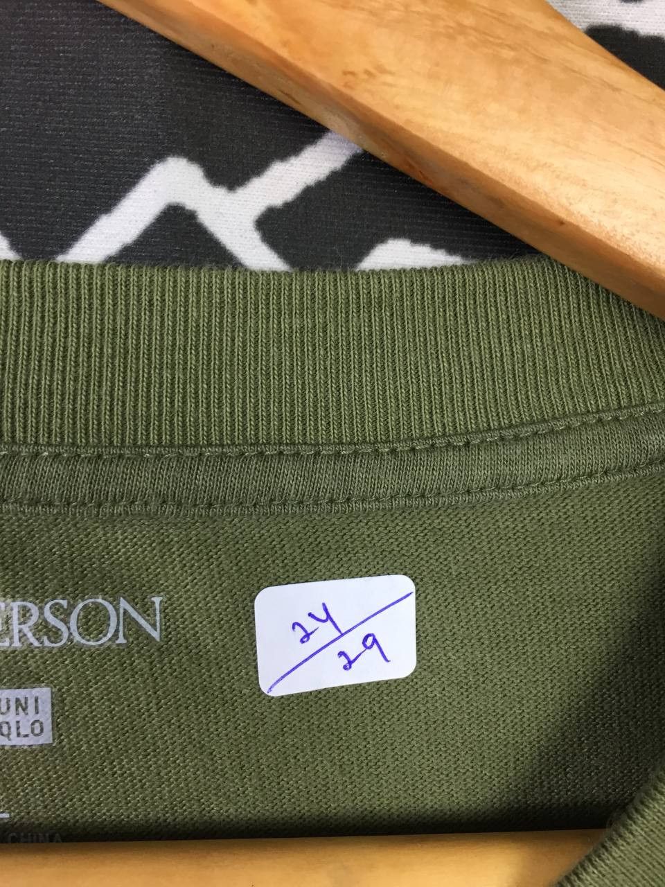 JW Anderson × Uniqlo J.W.Anderson UNIQLO Pocket Tee Size US XL / EU 56 / 4 - 9 Thumbnail