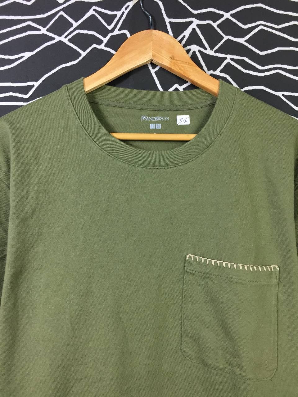 JW Anderson × Uniqlo J.W.Anderson UNIQLO Pocket Tee Size US XL / EU 56 / 4 - 3 Thumbnail