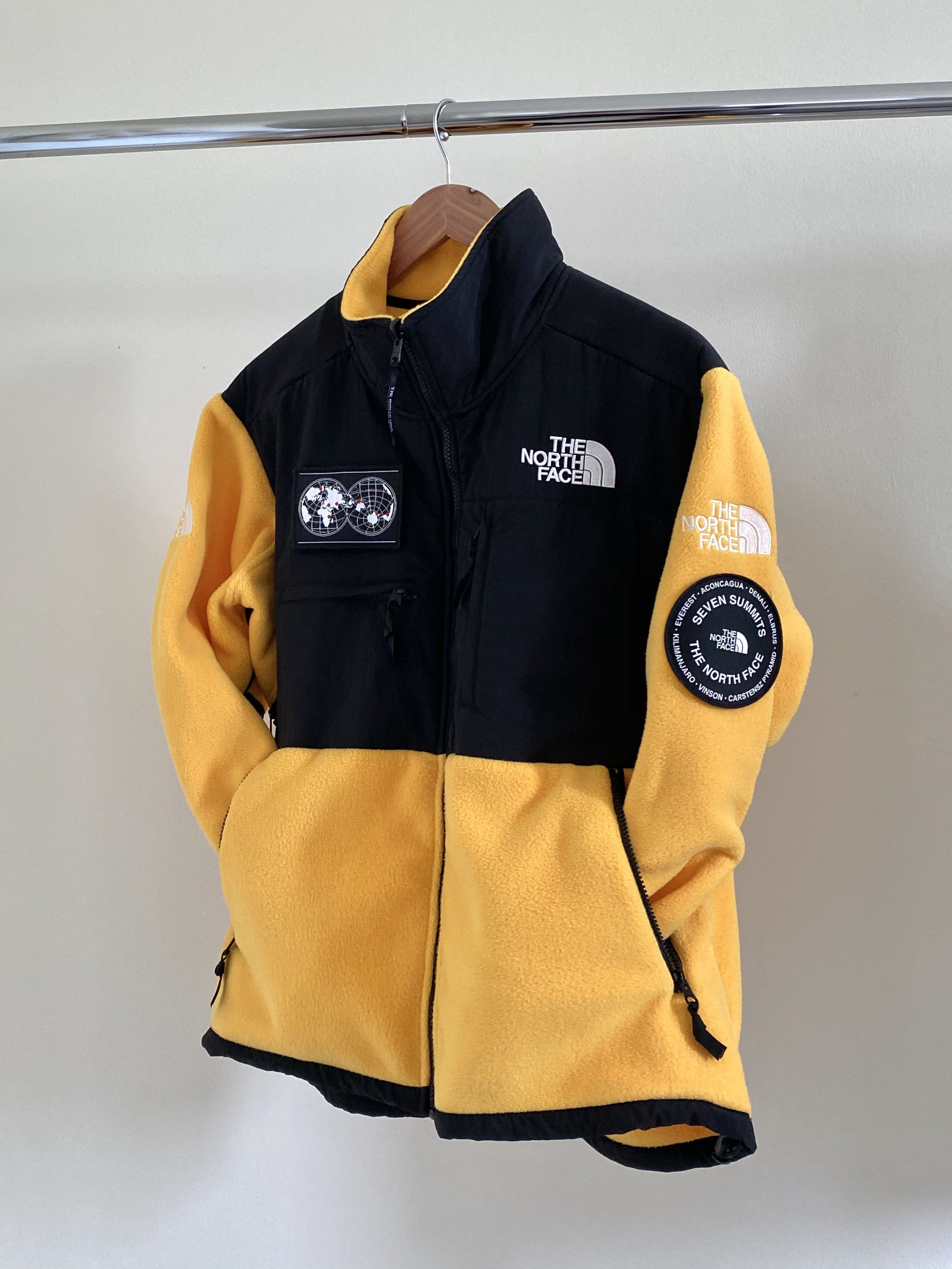 7 Summits / 7SE Retro 1995 Denali in Yellow - M - Outerwear 