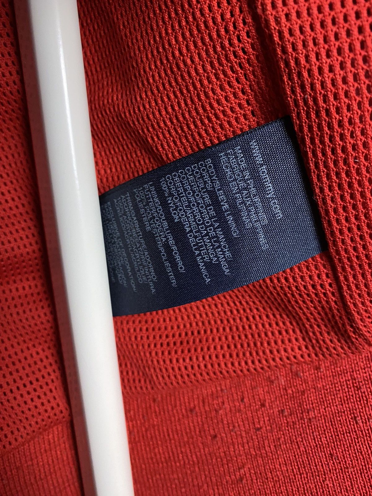 Tommy Hilfiger Tommy Hilfiger red windbreaker jacket small logo flag Size US S / EU 44-46 / 1 - 5 Thumbnail
