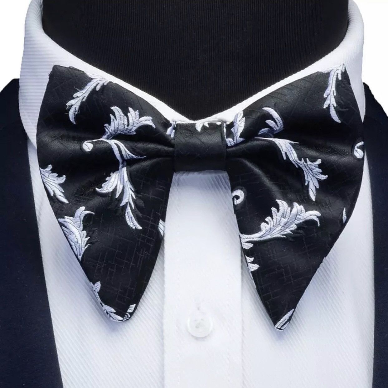 Other Men’s Black & Silver Baroque Style Bow Tie Size ONE SIZE - 1 Thumbnail
