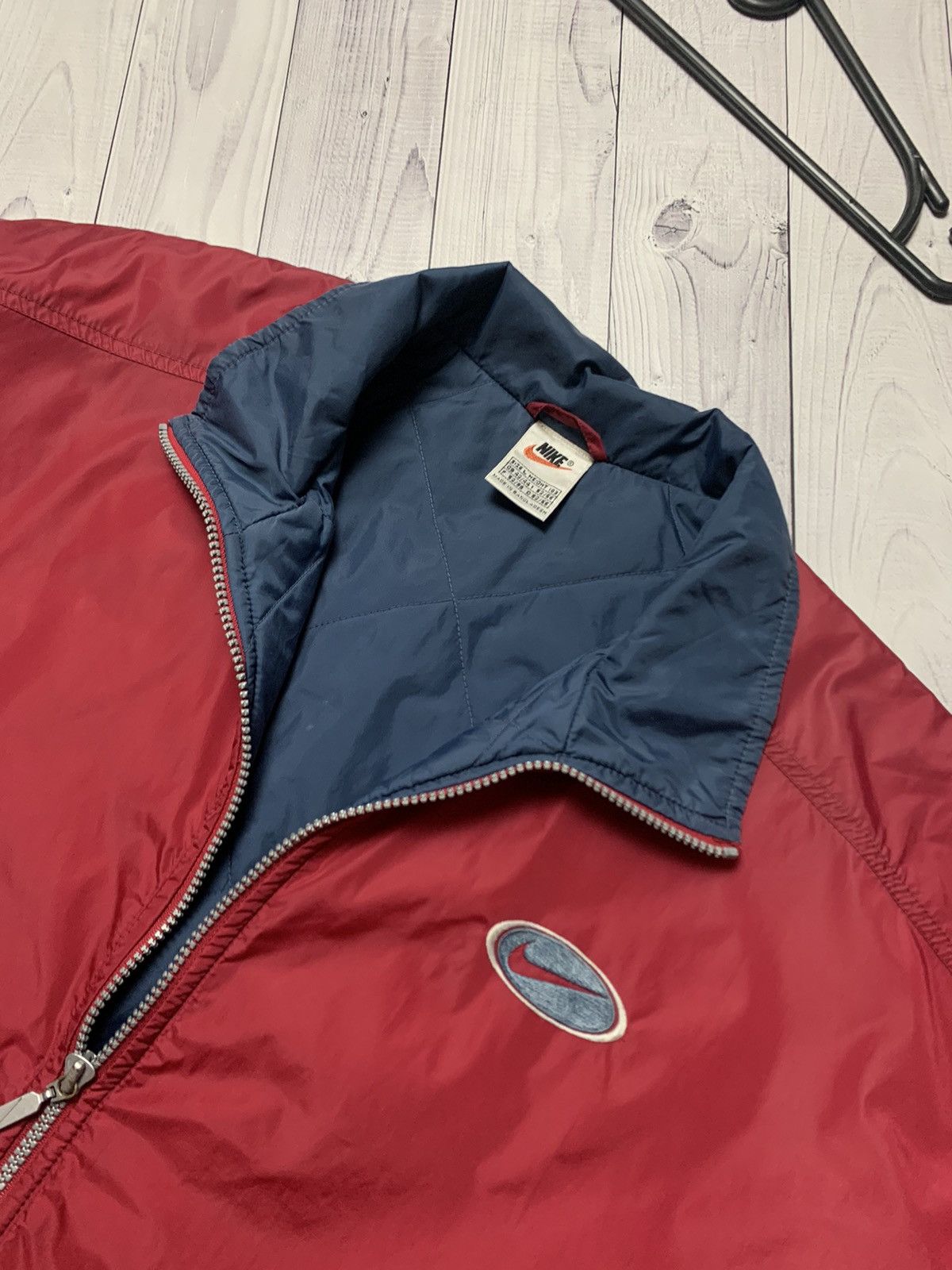 Vintage Vintage Nike jacket big logo swoosh size L Size US L / EU 52-54 / 3 - 3 Thumbnail