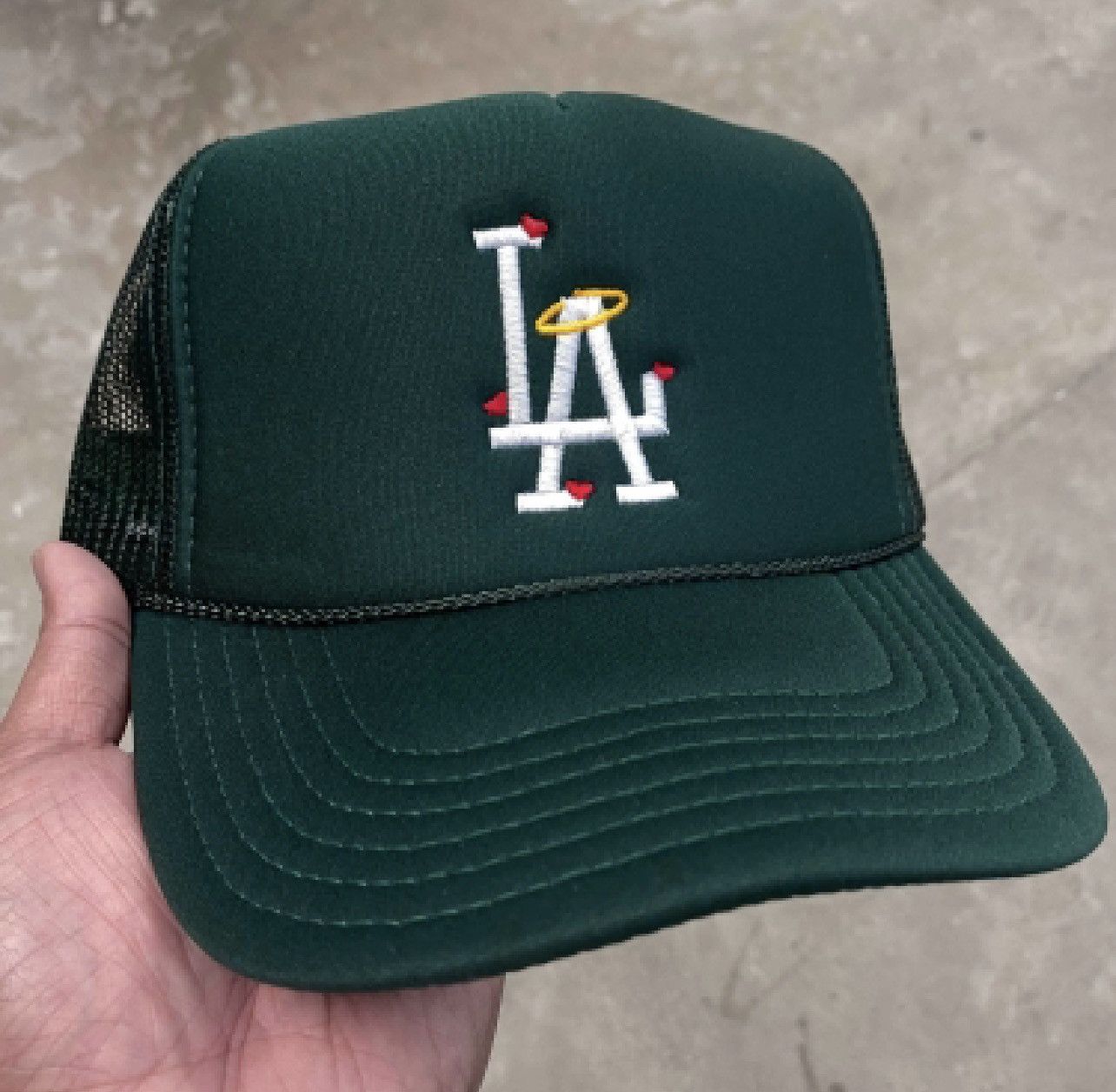 LA Los Angeles Trucker Baseball Cap With LA With Broken Hearts -  UK