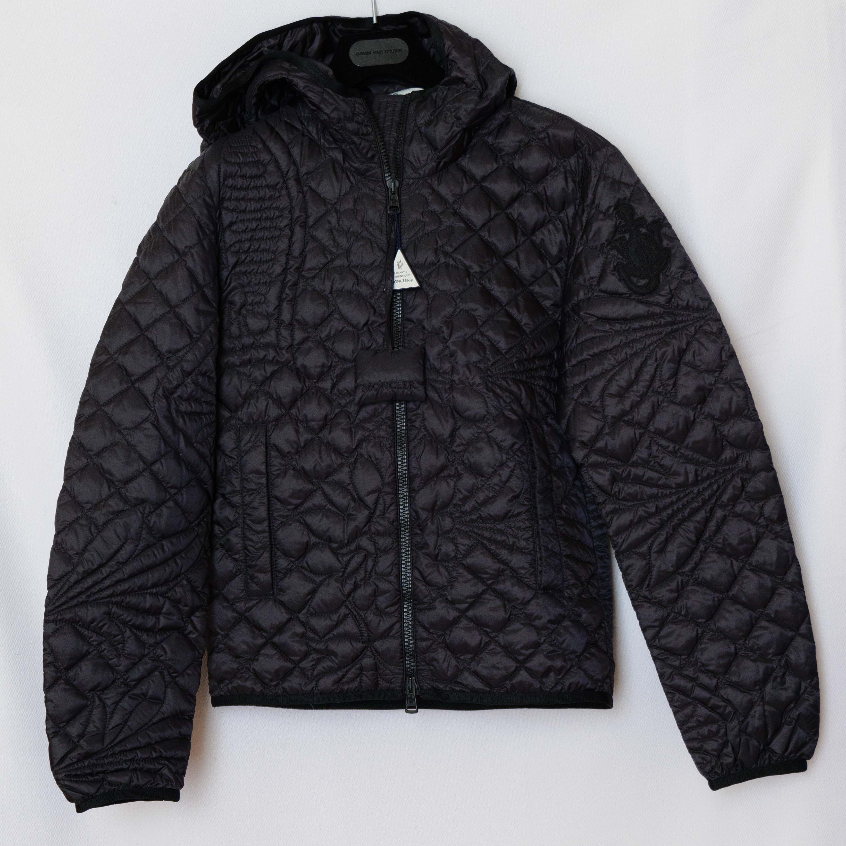 JW Anderson × Moncler Whitby quilted jacket Size XXS / US 00 / IT 34 - 1 Thumbnail
