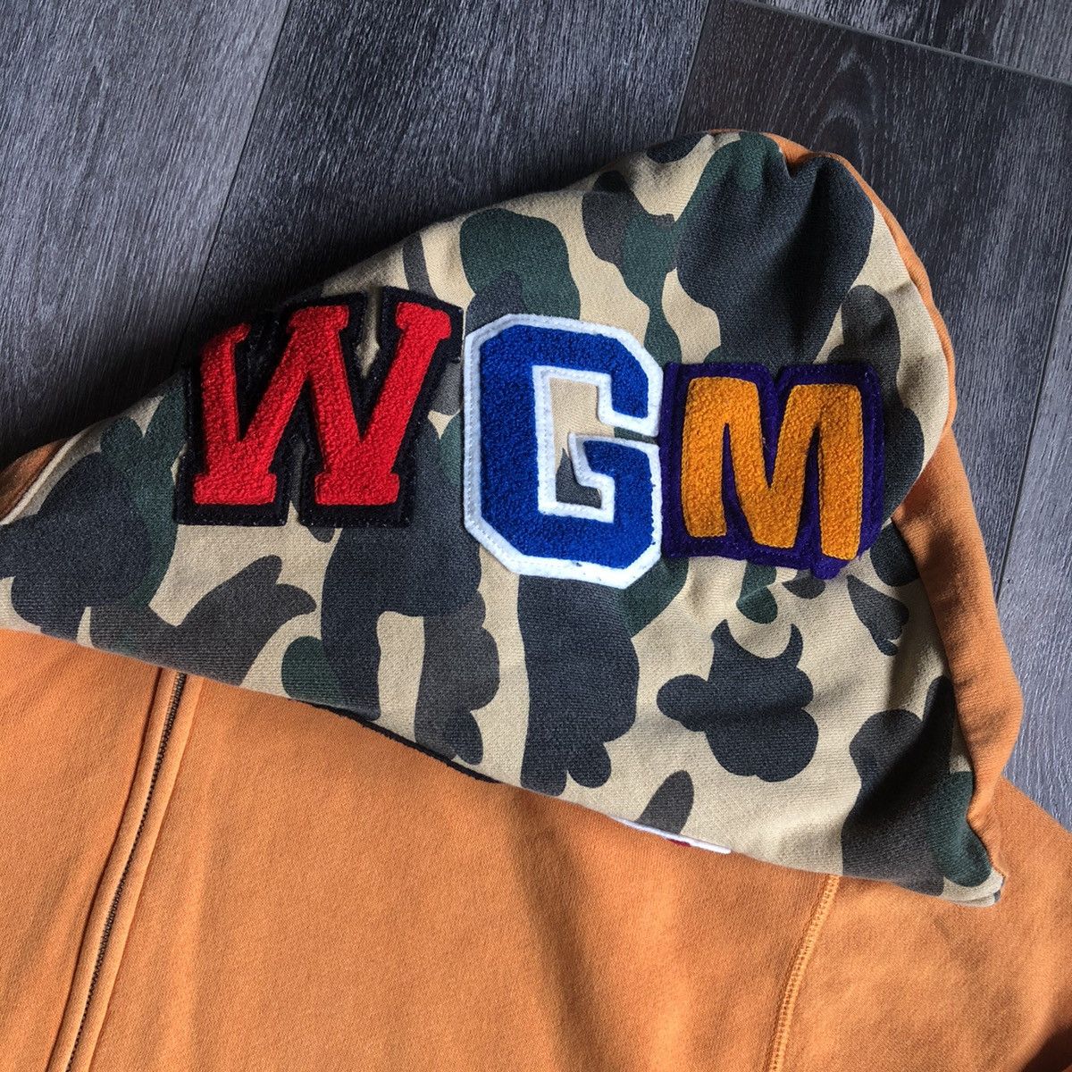 Bape 2005 OG A BATHING APE BAPE SHARK FULL ZIP ORANGE CAMO HOODIE Size US L / EU 52-54 / 3 - 4 Thumbnail