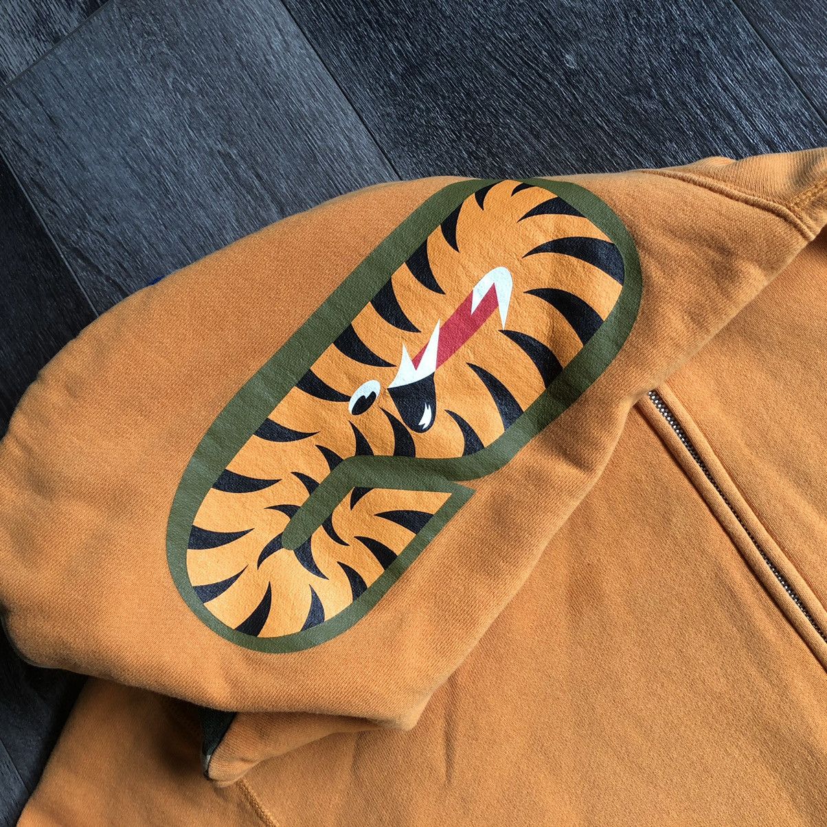 Bape 2005 OG A BATHING APE BAPE SHARK FULL ZIP ORANGE CAMO HOODIE Size US L / EU 52-54 / 3 - 3 Thumbnail