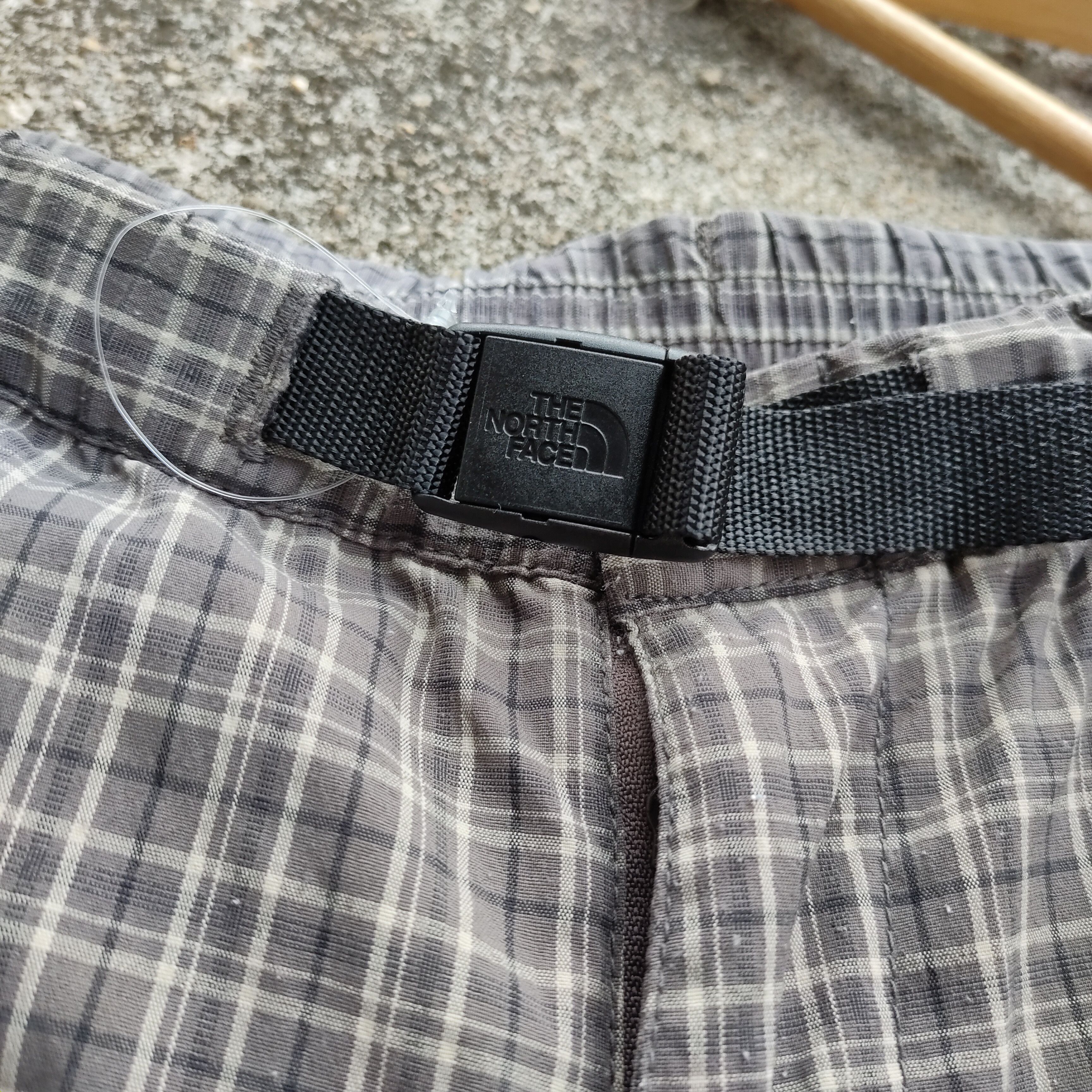 Japanese Brand Vintage THE NORTH FACE Pant Short Embroidery Logo Belt Size US 34 / EU 50 - 4 Thumbnail